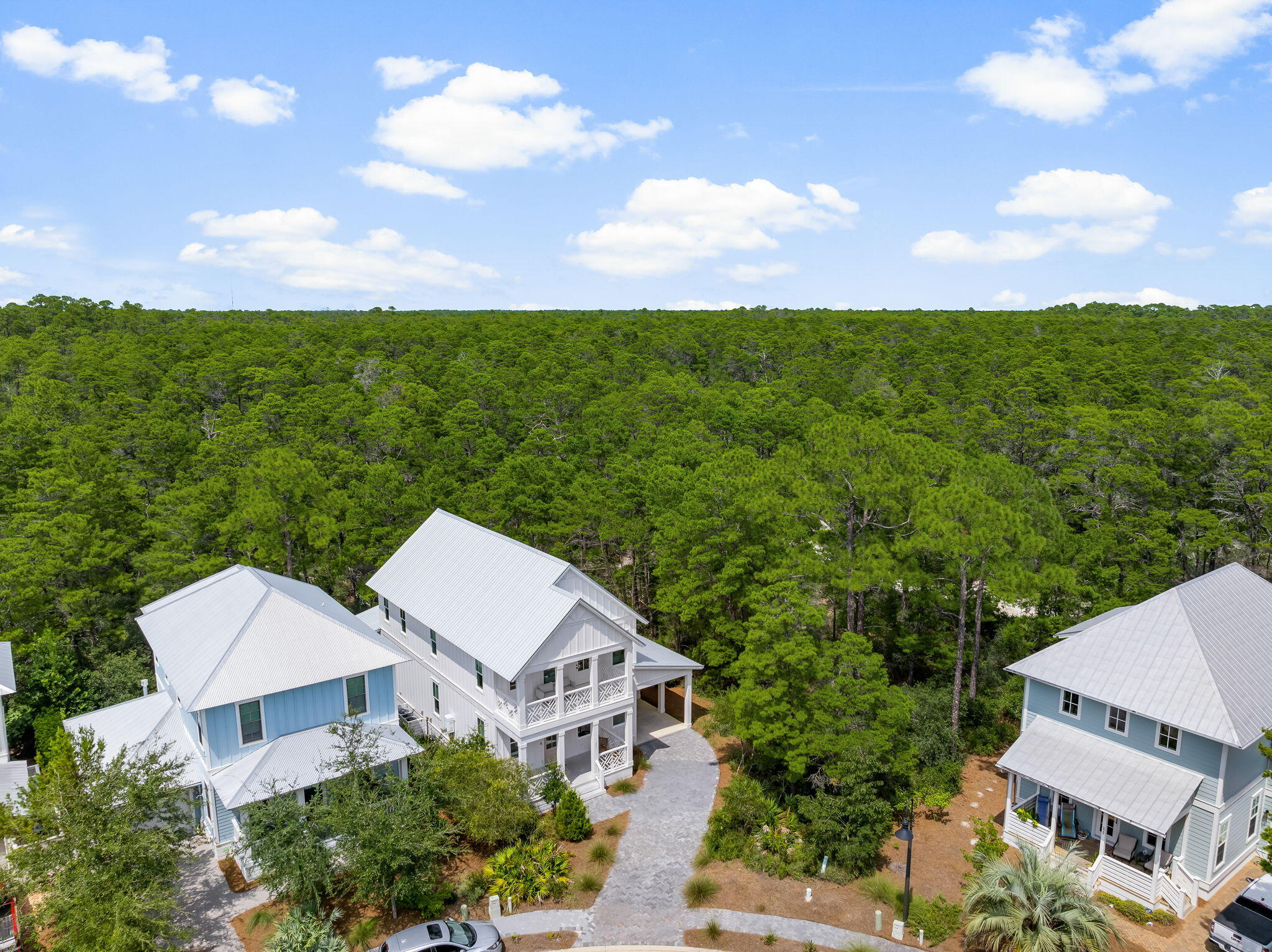LAKESIDE AT BLUE MOUNTAIN BEACH - Residential