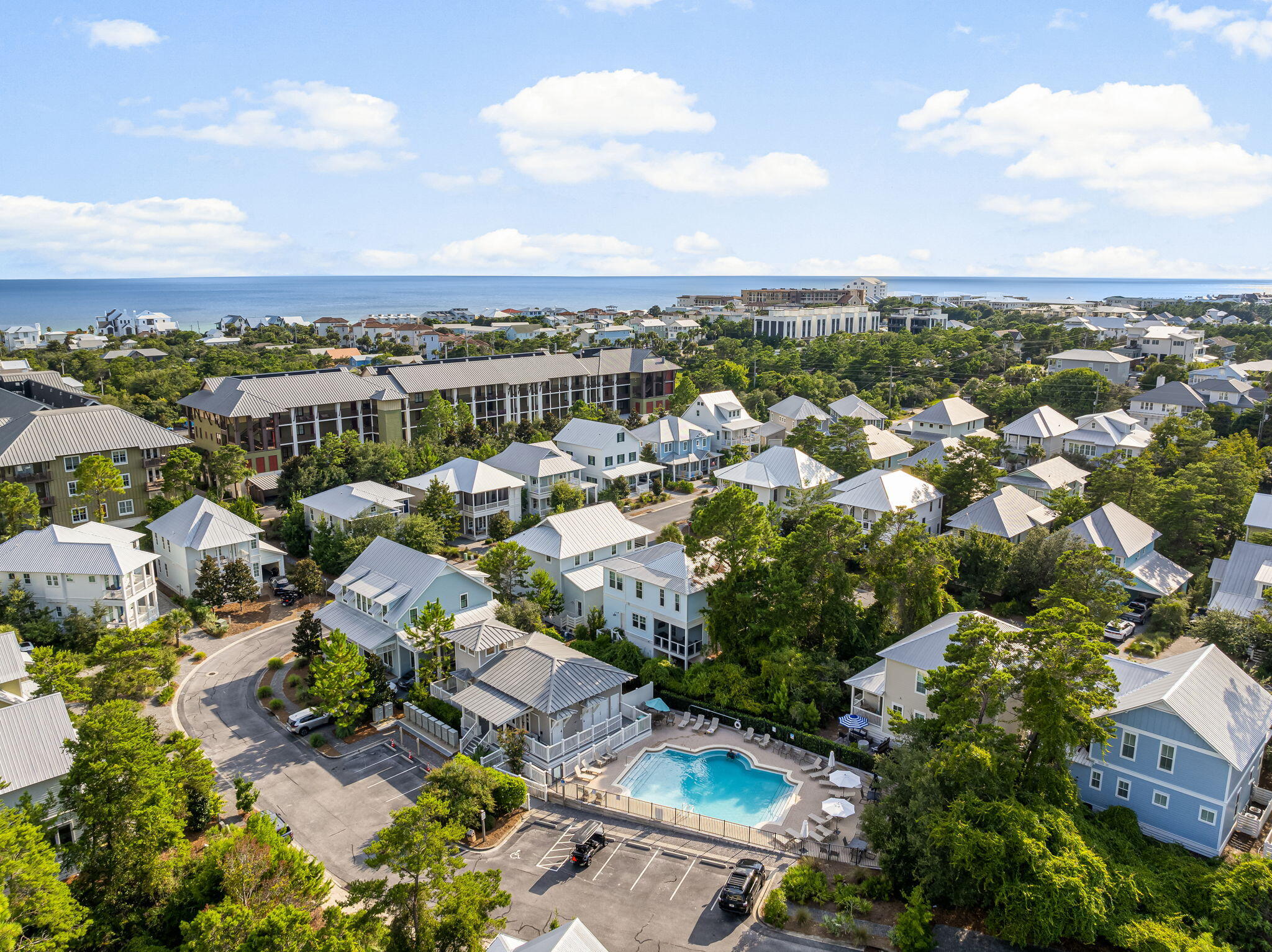 LAKESIDE AT BLUE MOUNTAIN BEACH - Residential
