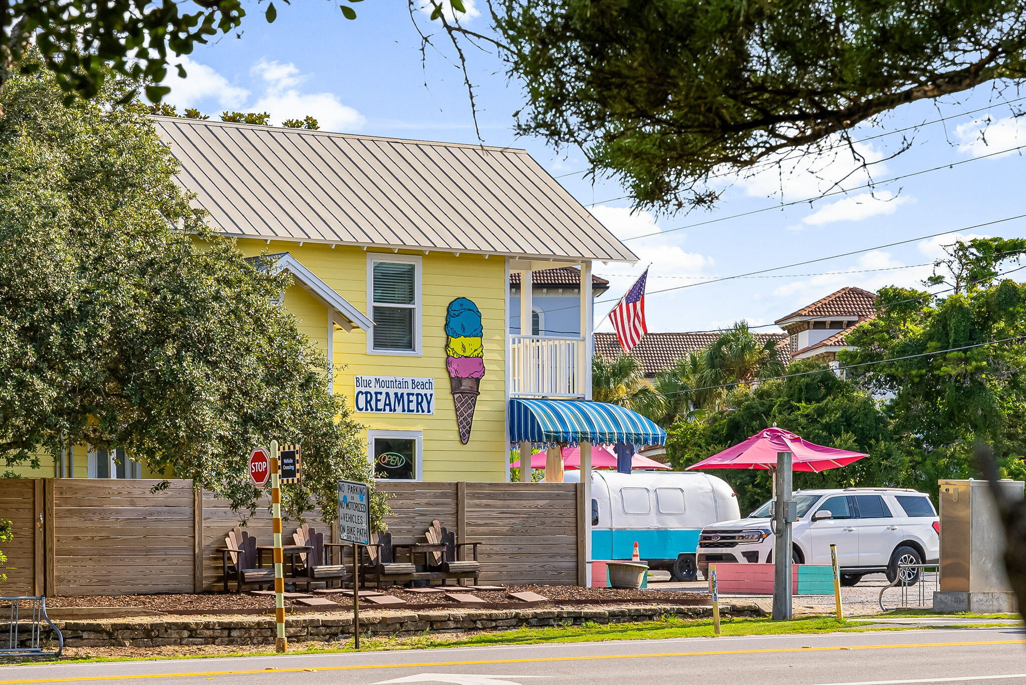 LAKESIDE AT BLUE MOUNTAIN BEACH - Residential