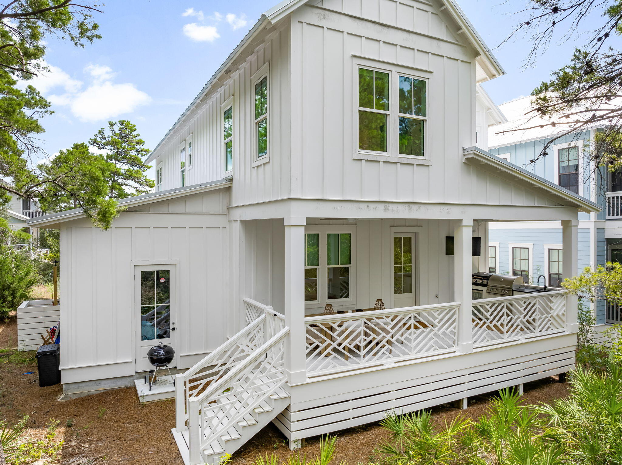 LAKESIDE AT BLUE MOUNTAIN BEACH - Residential
