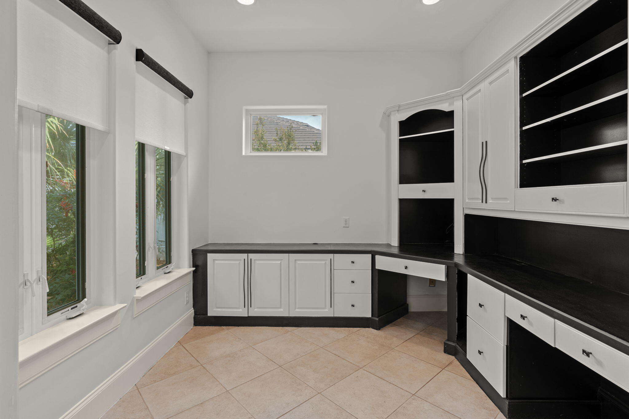 BURNT PINE - Residential