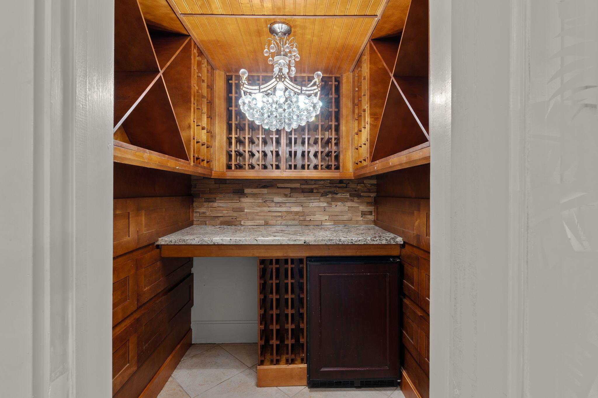 BURNT PINE - Residential