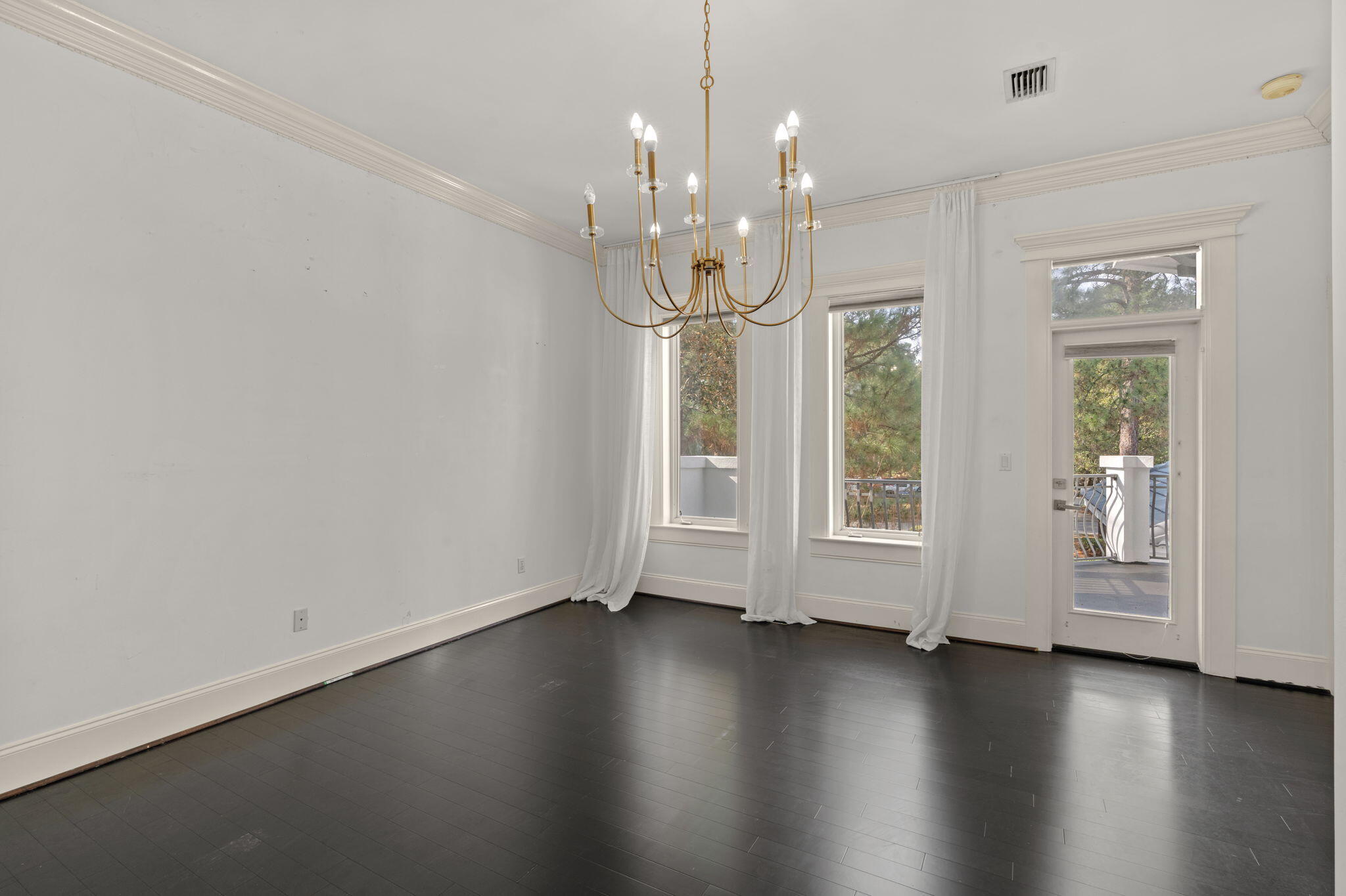 BURNT PINE - Residential