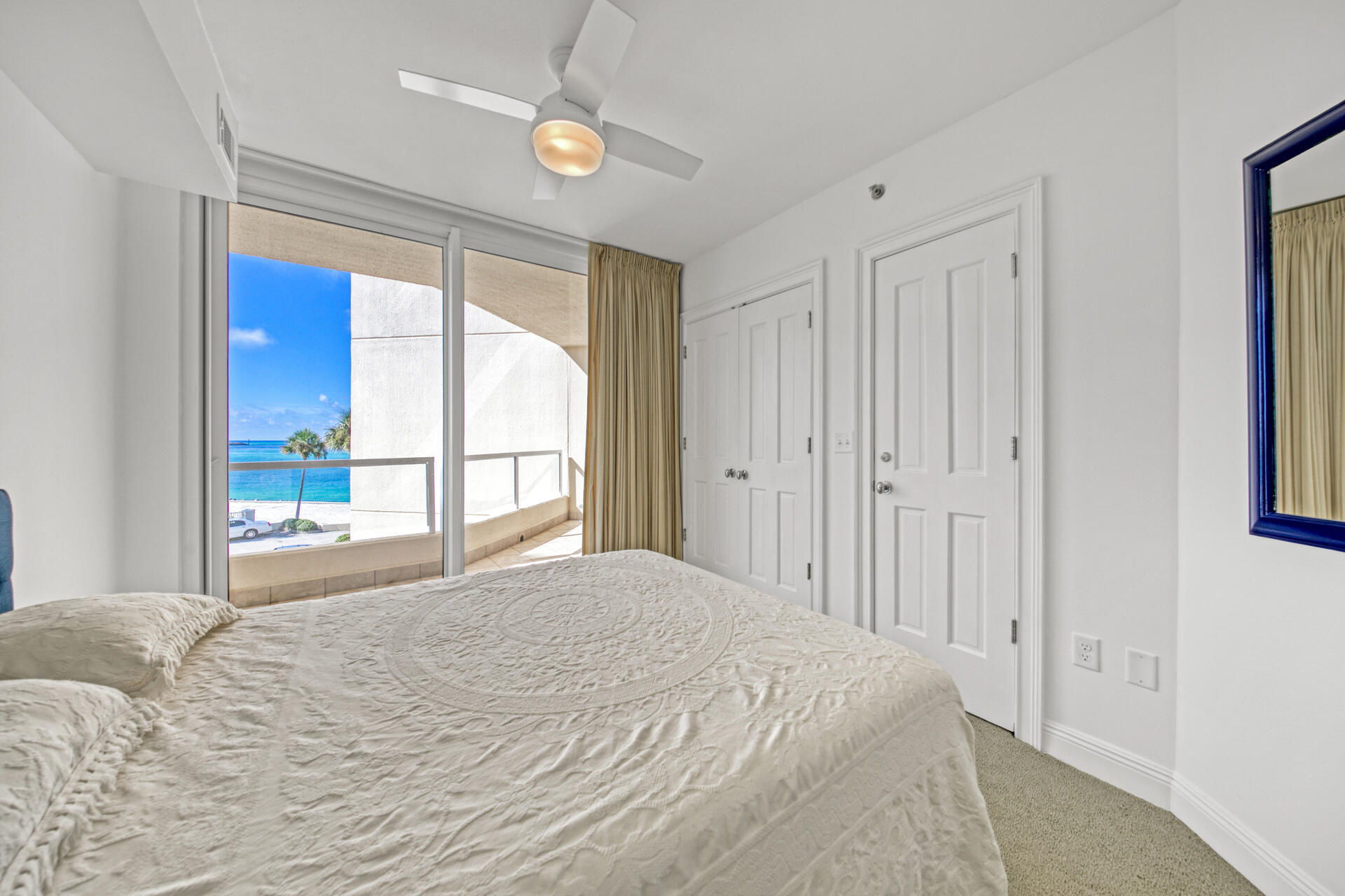 EAST PASS TOWERS CONDO PH 2 - Residential