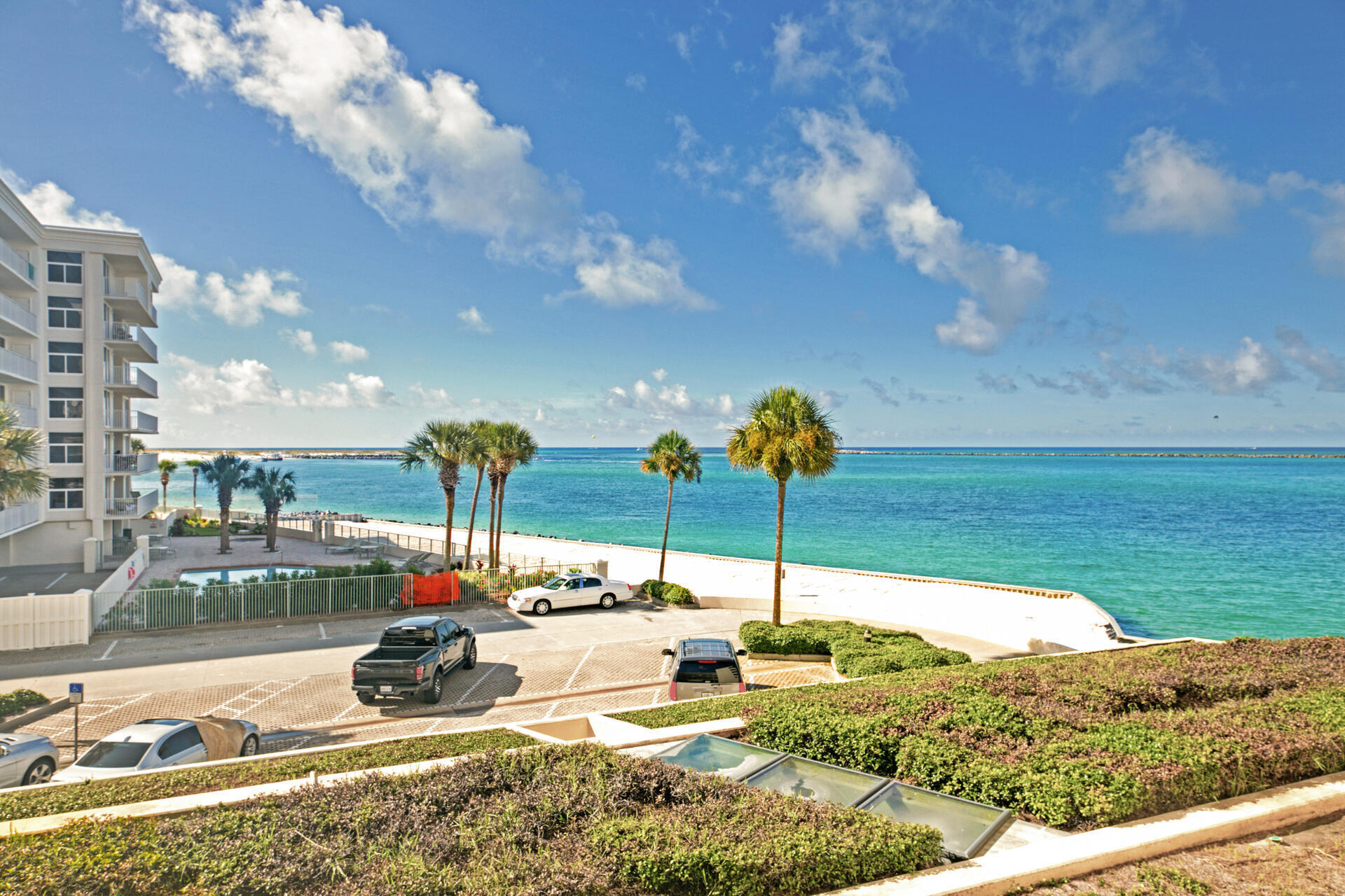 EAST PASS TOWERS CONDO PH 2 - Residential