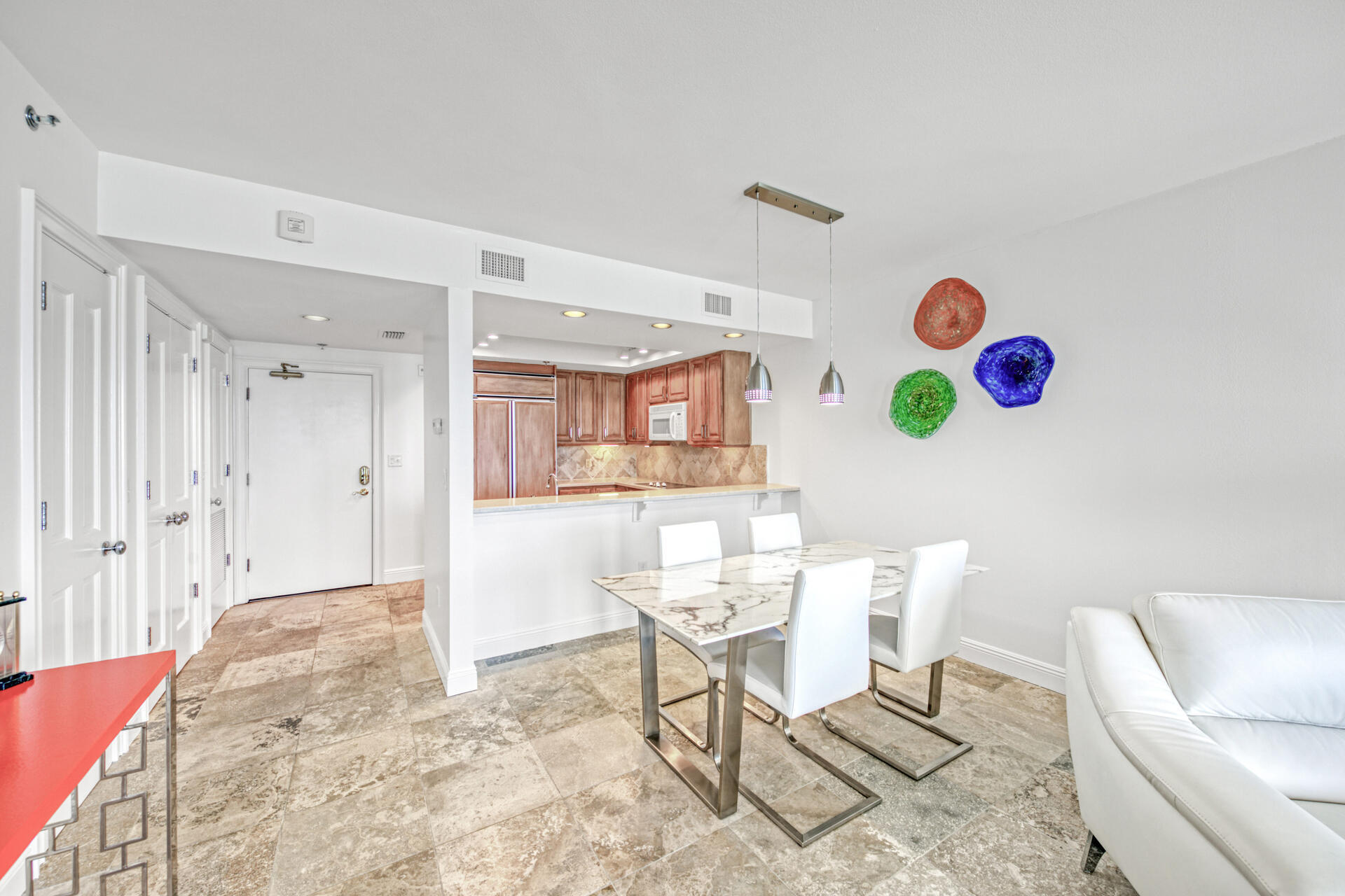 EAST PASS TOWERS CONDO PH 2 - Residential