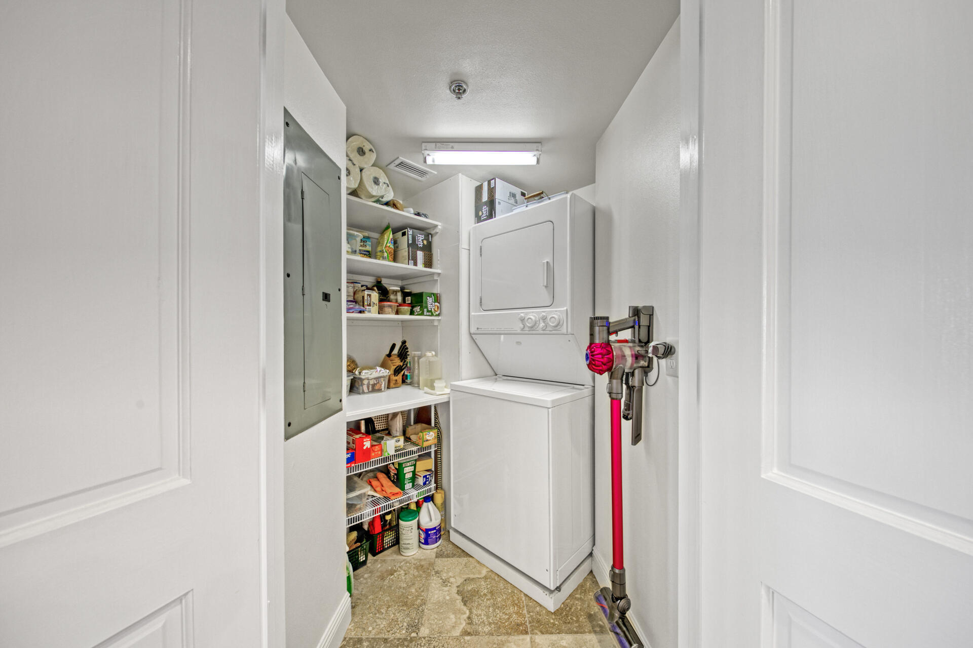 EAST PASS TOWERS CONDO PH 2 - Residential