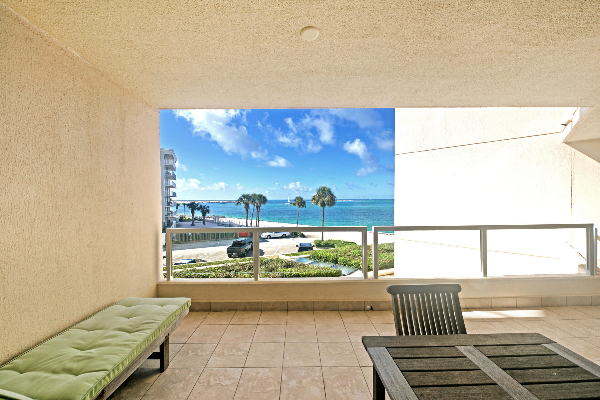 EAST PASS TOWERS CONDO PH 2 - Residential