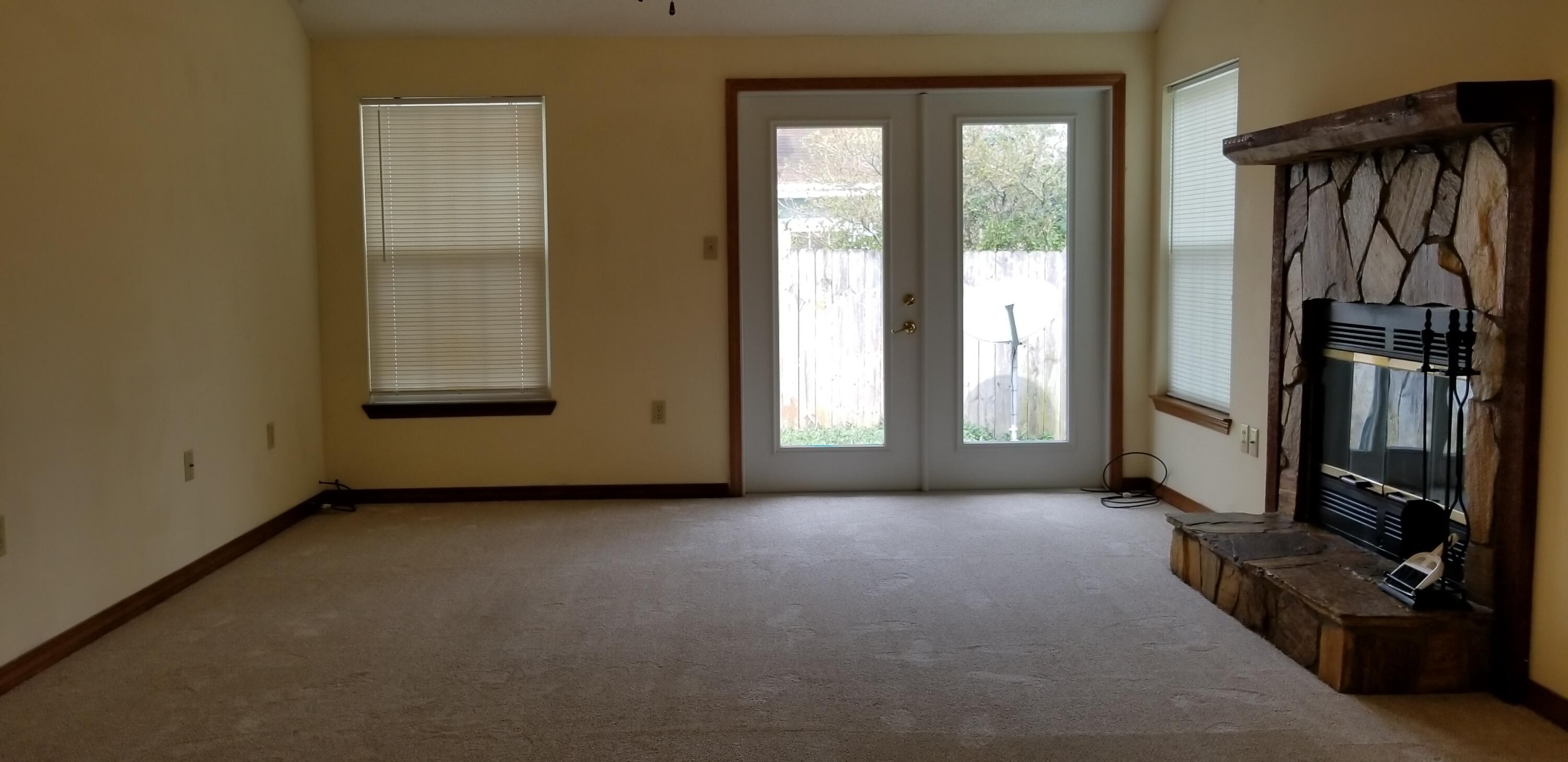 CANTERBURY WOODS - Residential