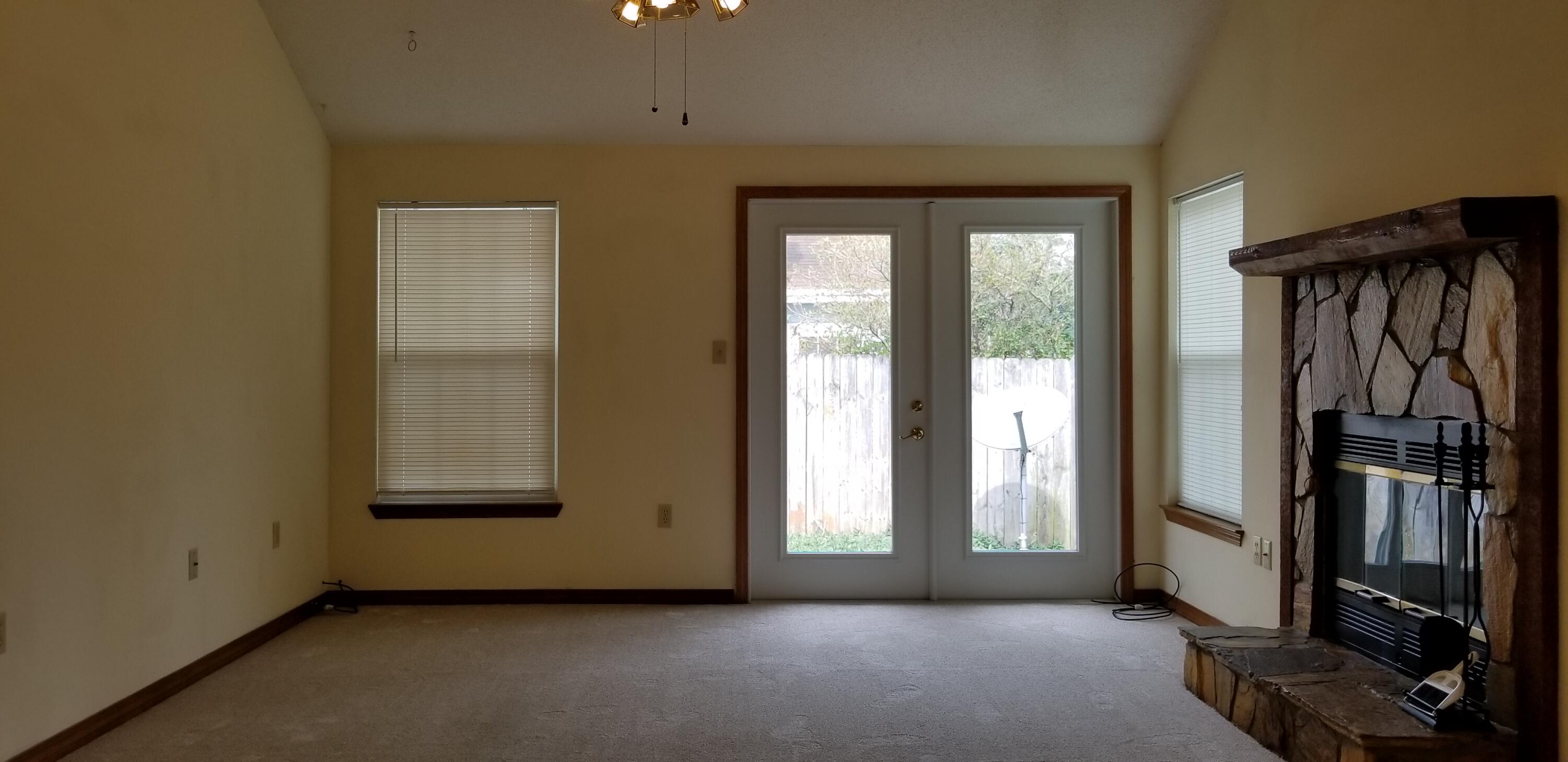 CANTERBURY WOODS - Residential