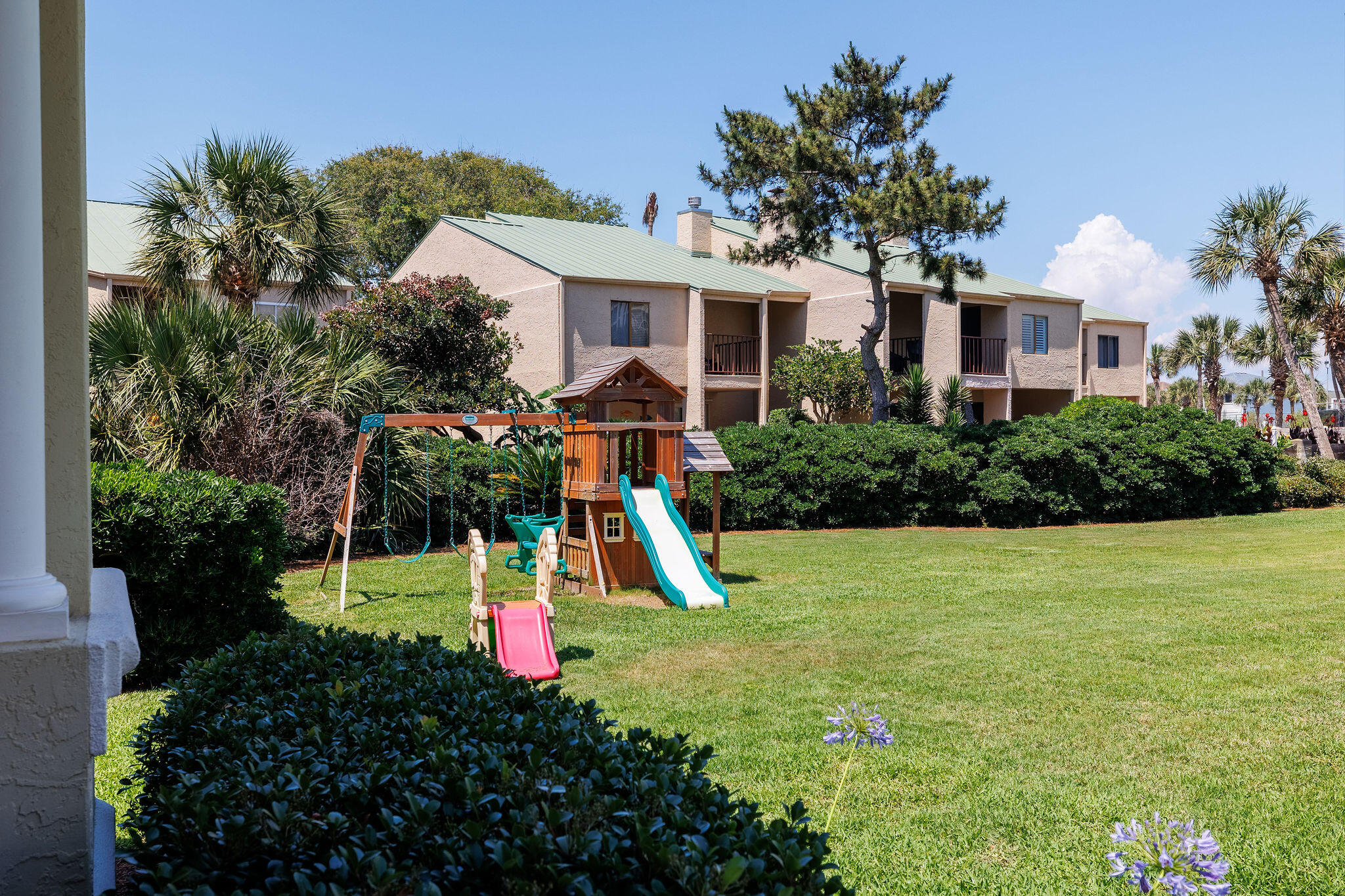 TIDES OF DESTIN - Residential