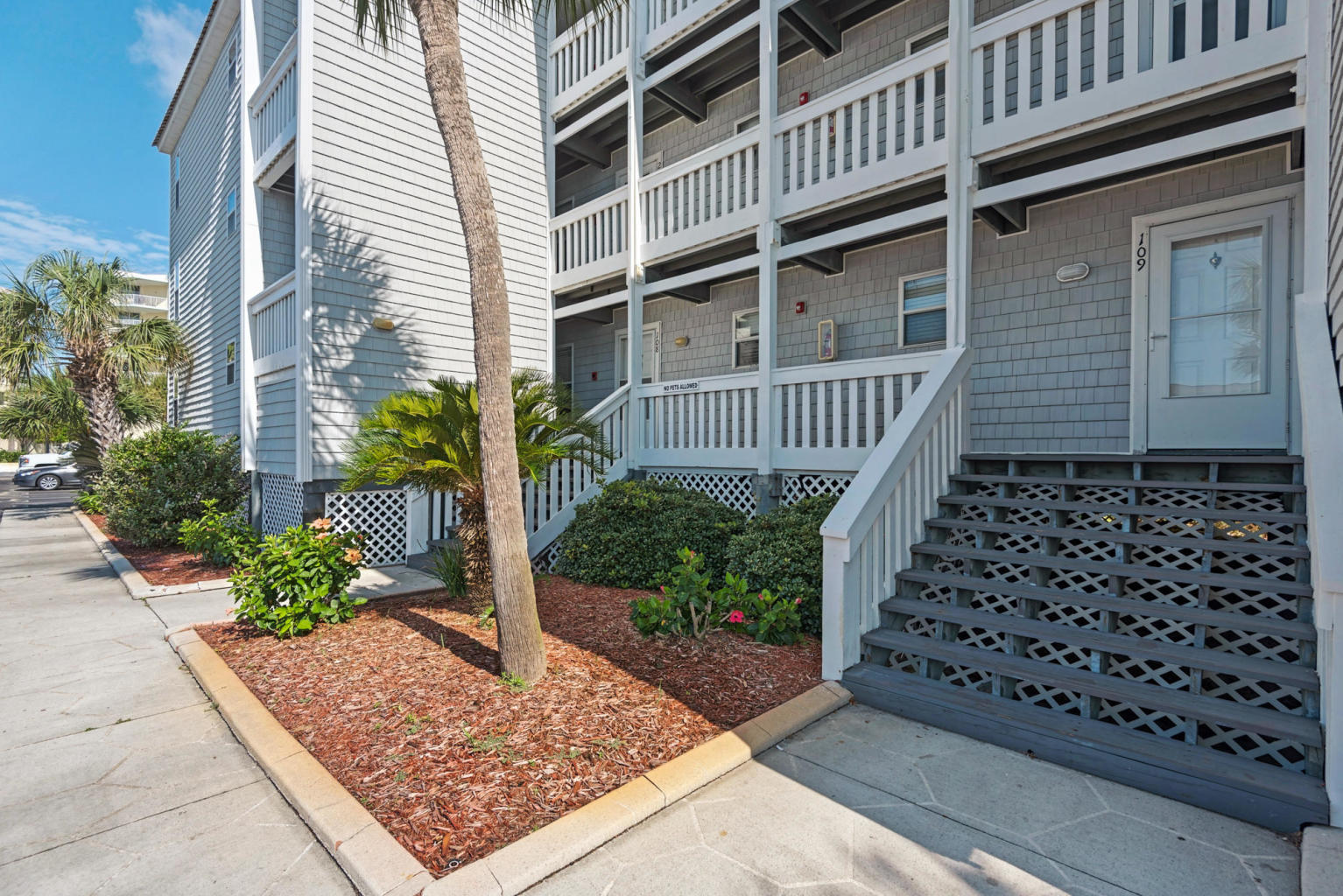 Hermitage By The Bay - Residential