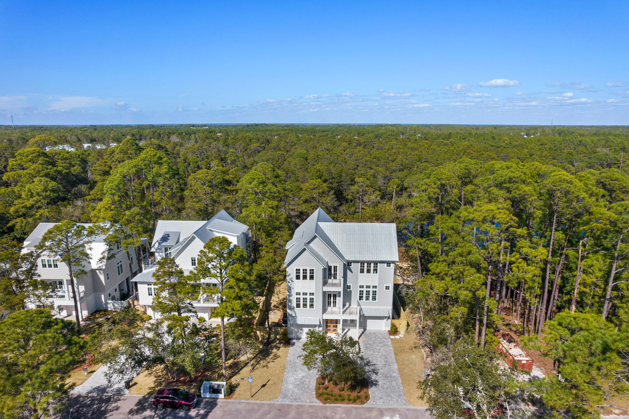 BEACH HIGHLANDS - Residential