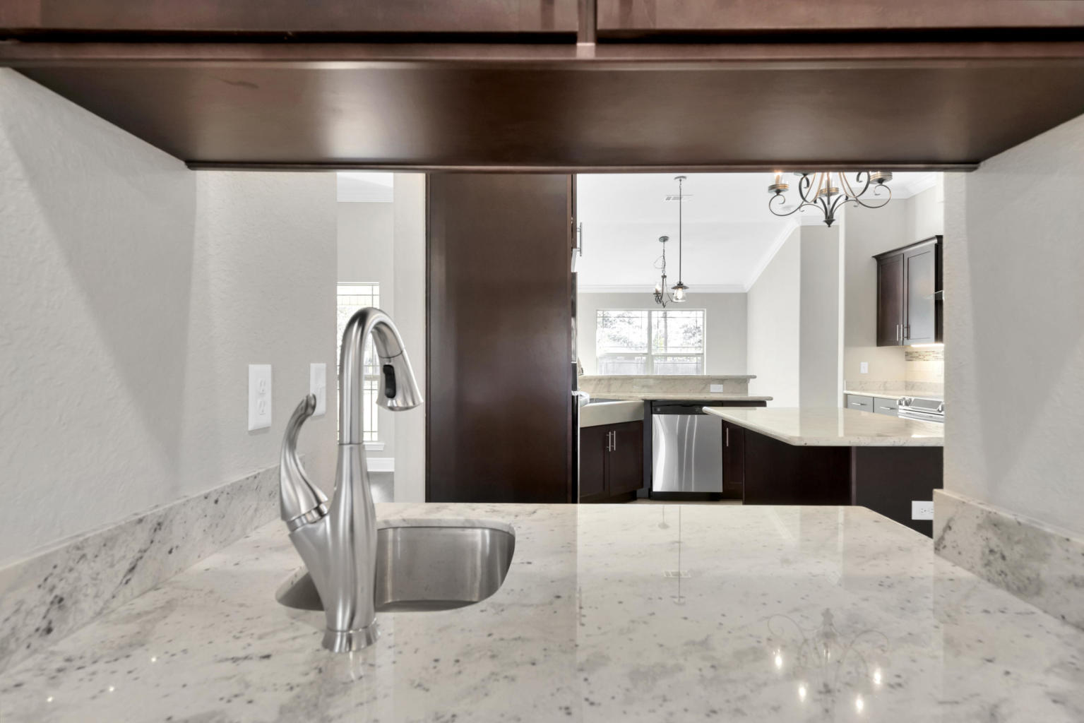 HOLLEY BY THE SEA - Residential