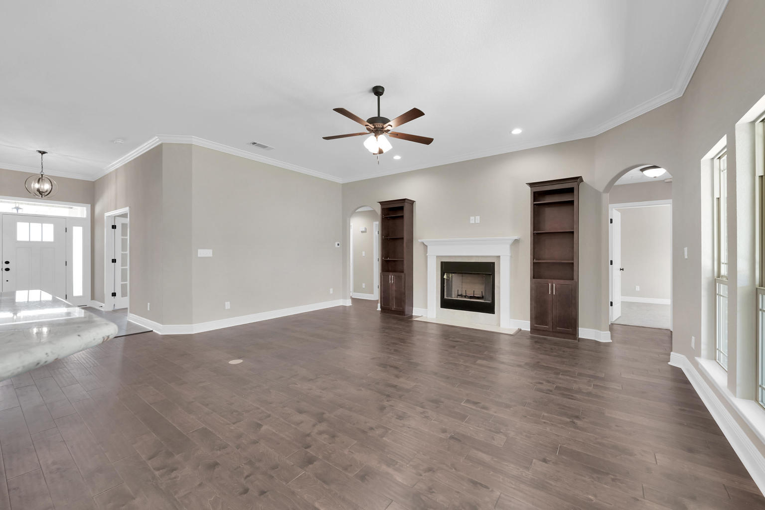 HOLLEY BY THE SEA - Residential