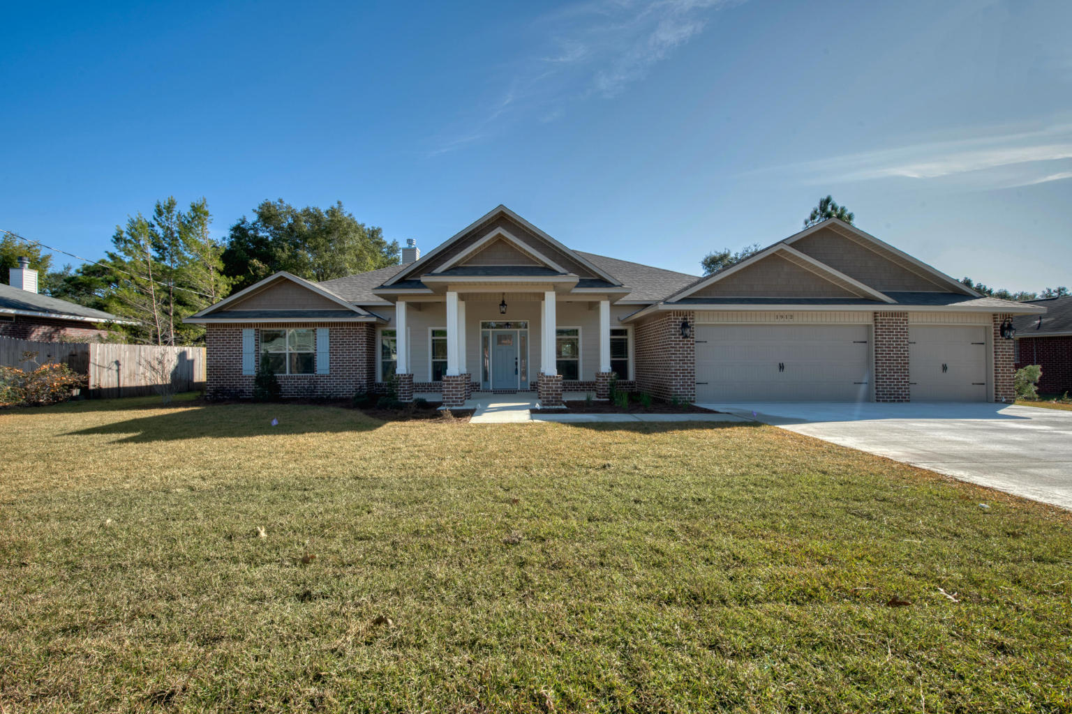 HOLLEY BY THE SEA - Residential