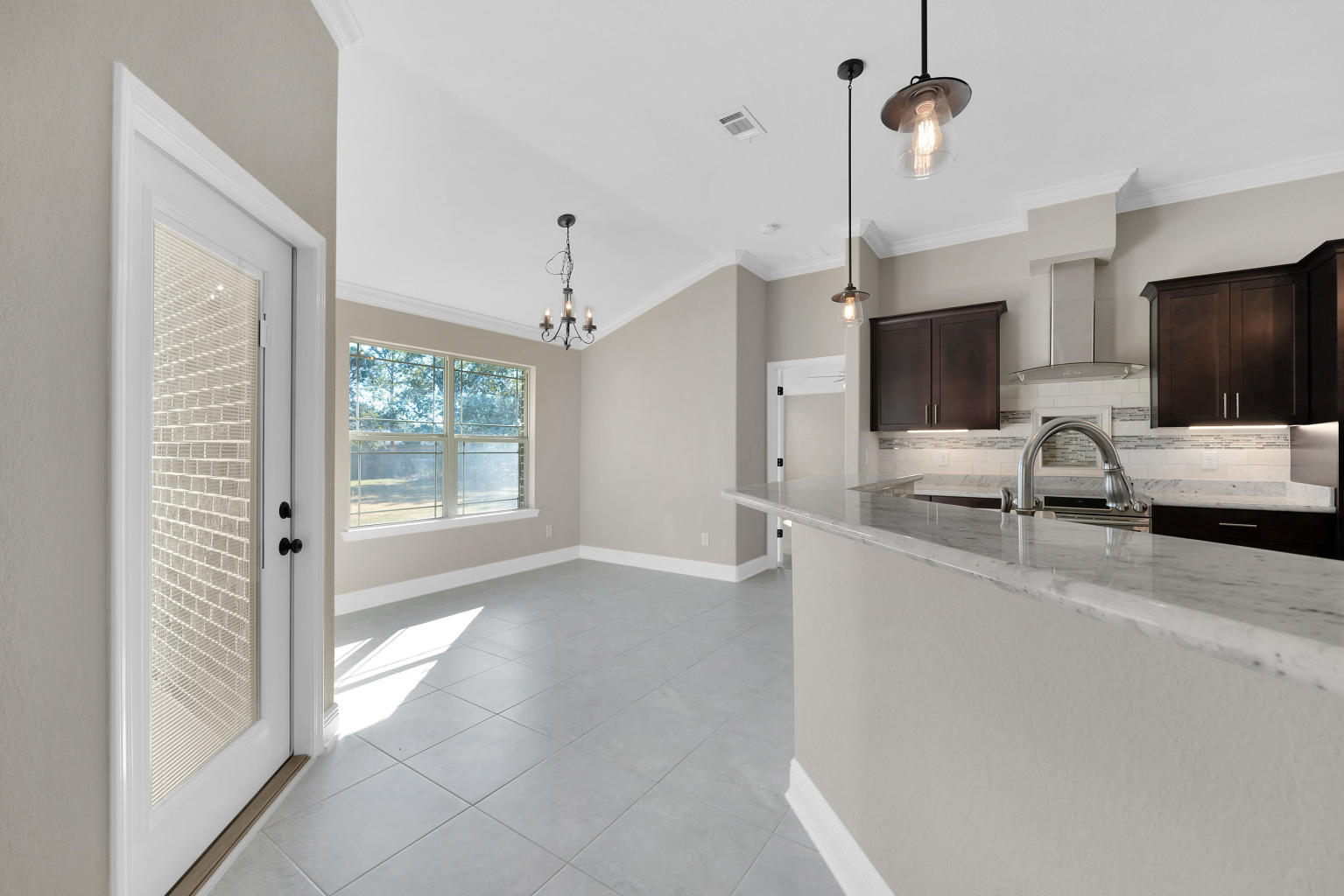 HOLLEY BY THE SEA - Residential