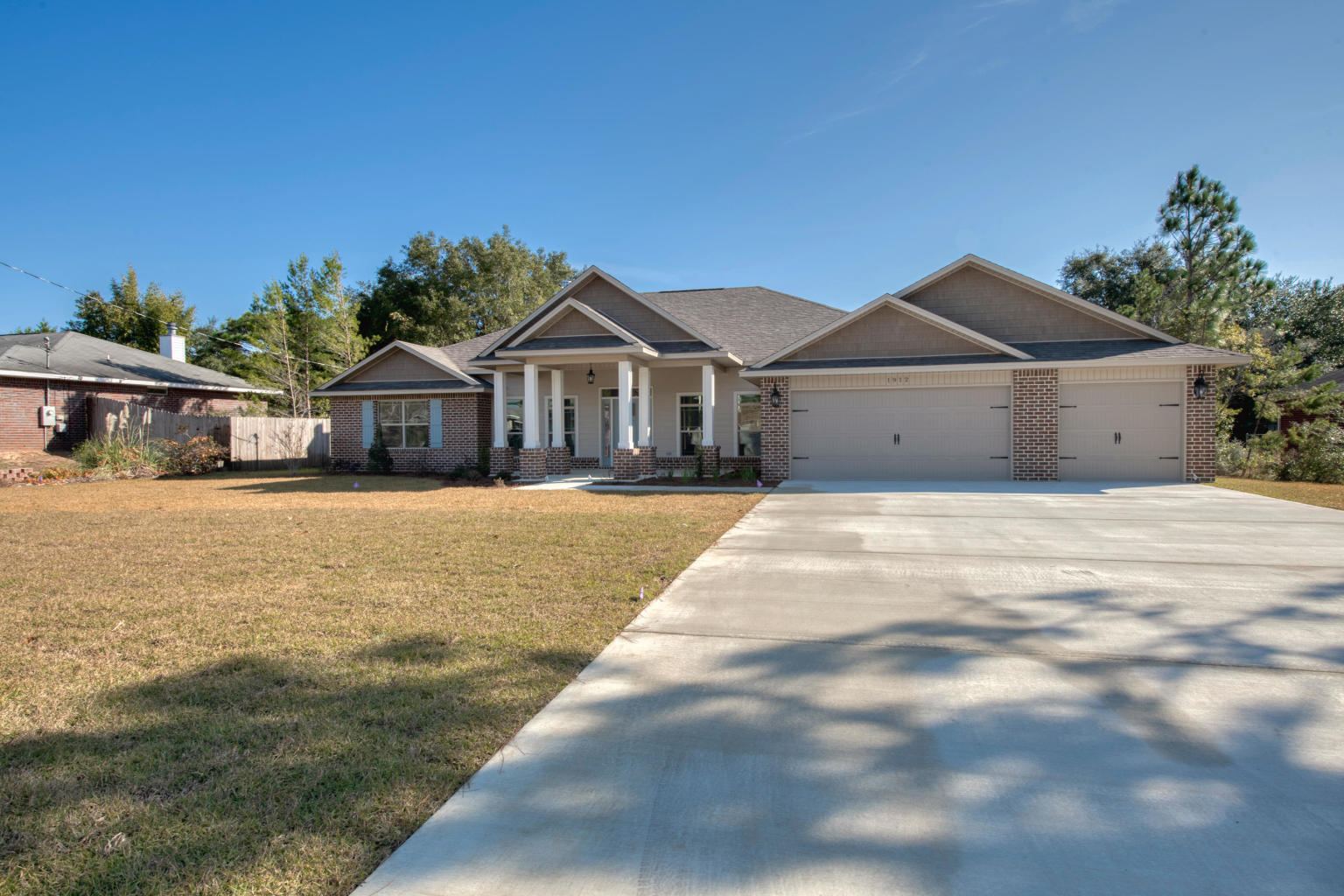 HOLLEY BY THE SEA - Residential