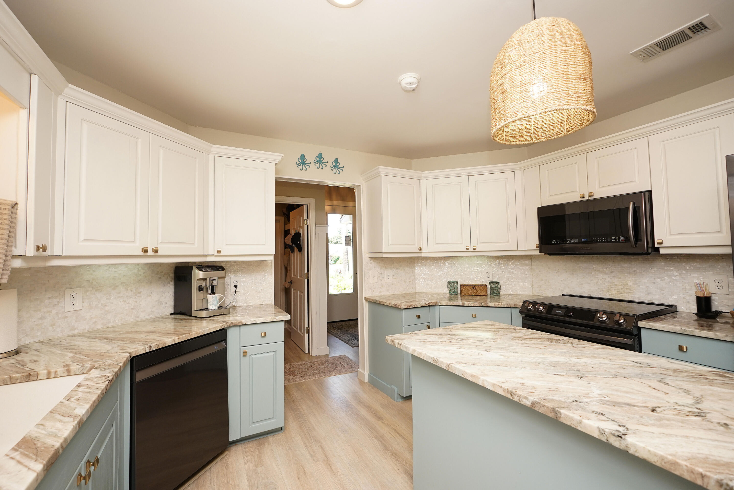 RAINTREE ESTATES - Residential