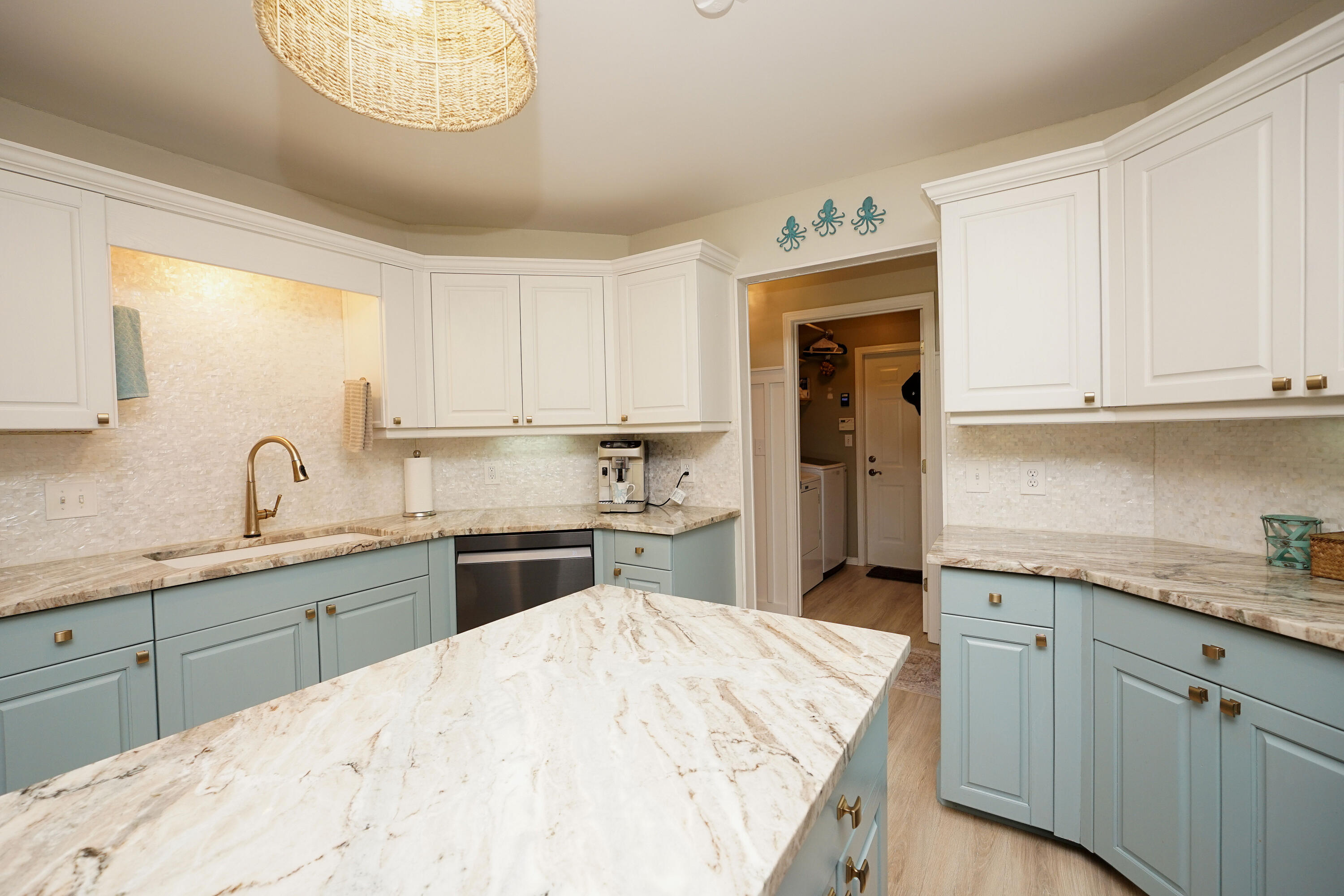 RAINTREE ESTATES - Residential