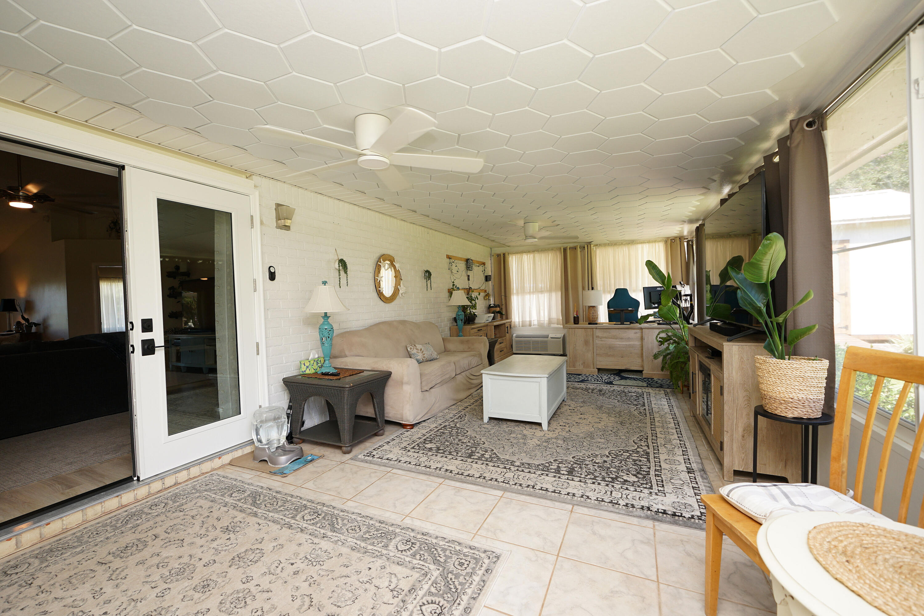 RAINTREE ESTATES - Residential