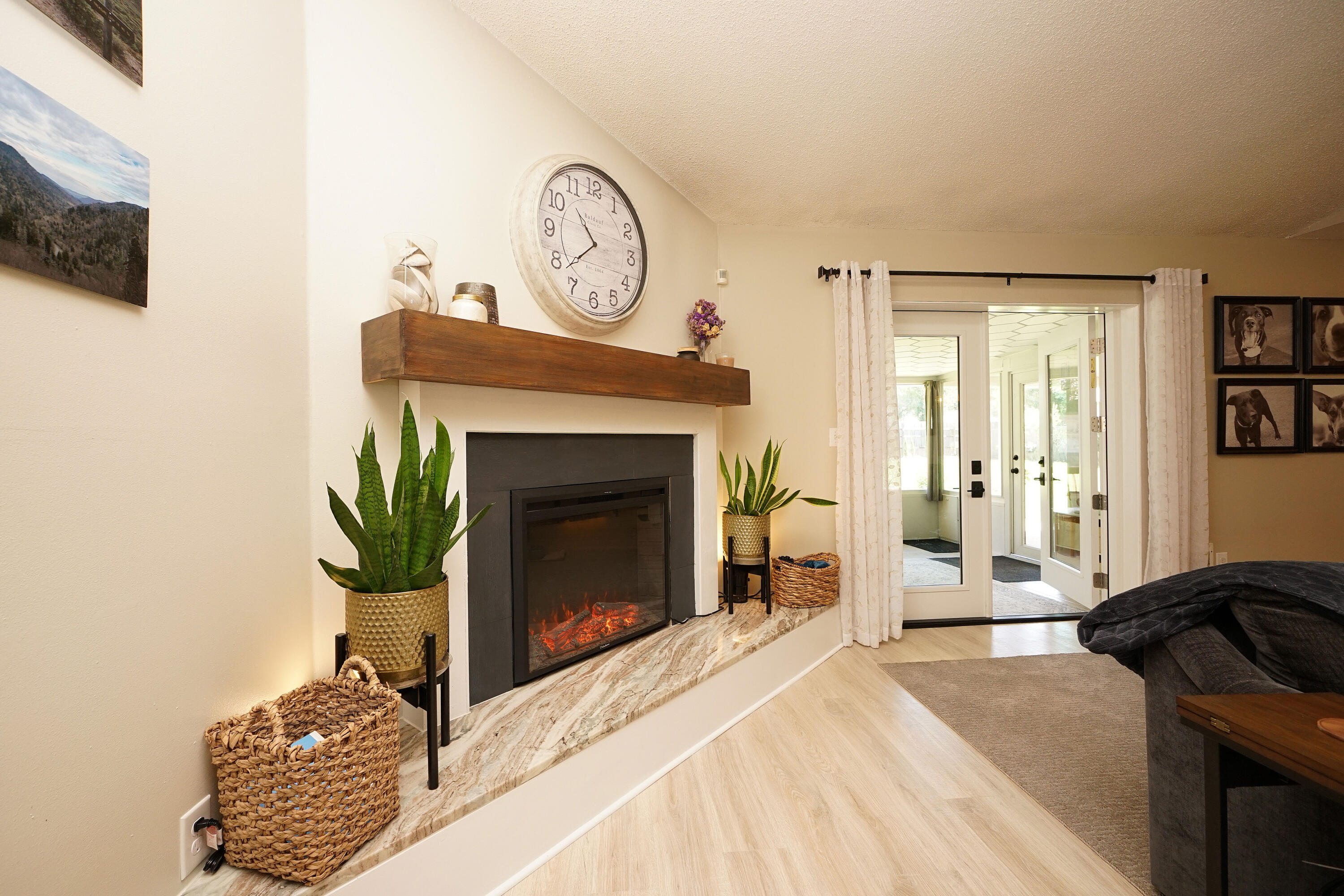 RAINTREE ESTATES - Residential