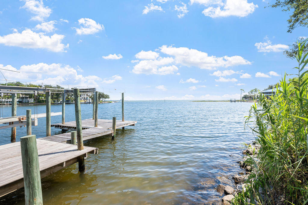 LAKE POINTE - Residential
