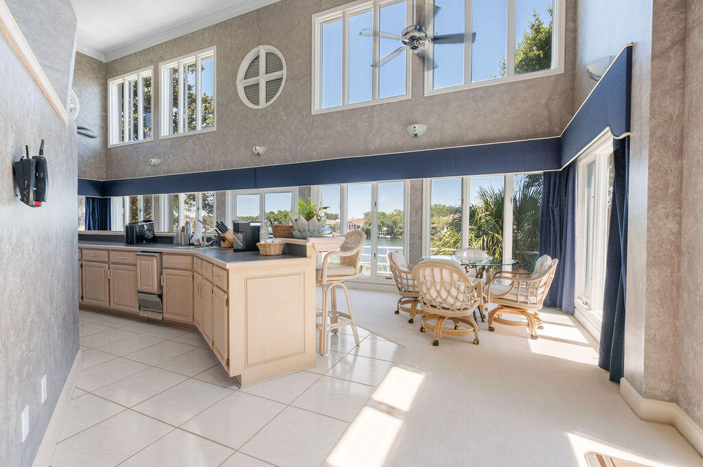 LAKE POINTE - Residential