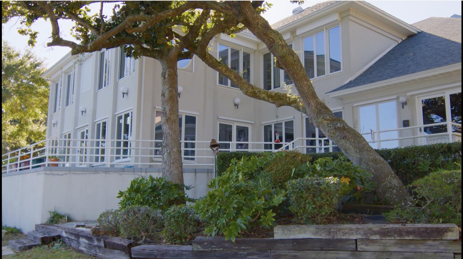 LAKE POINTE - Residential