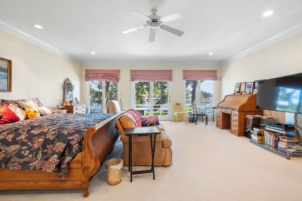 LAKE POINTE - Residential
