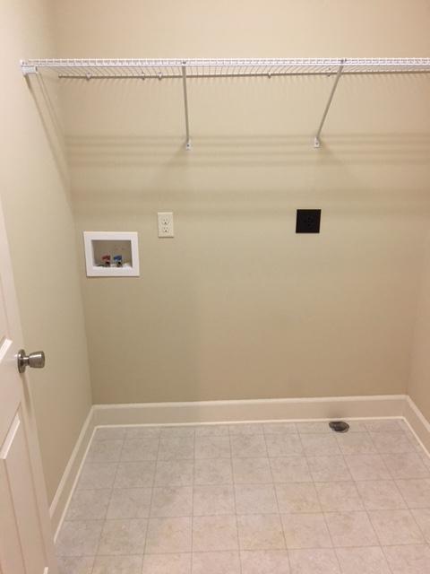 ARBOR LAKE PHASE II - Residential Lease