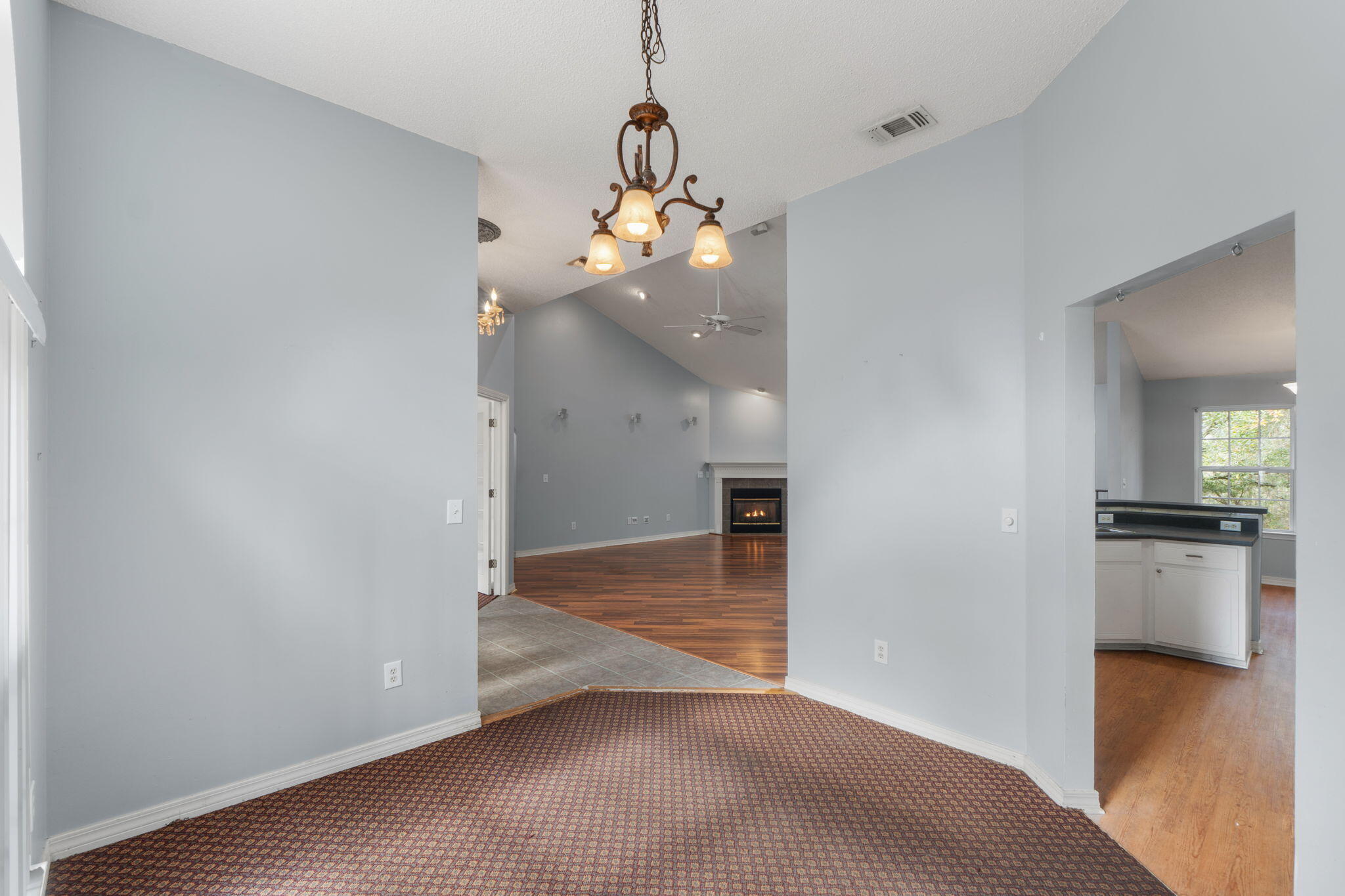 HOLLAND PLACE - Residential