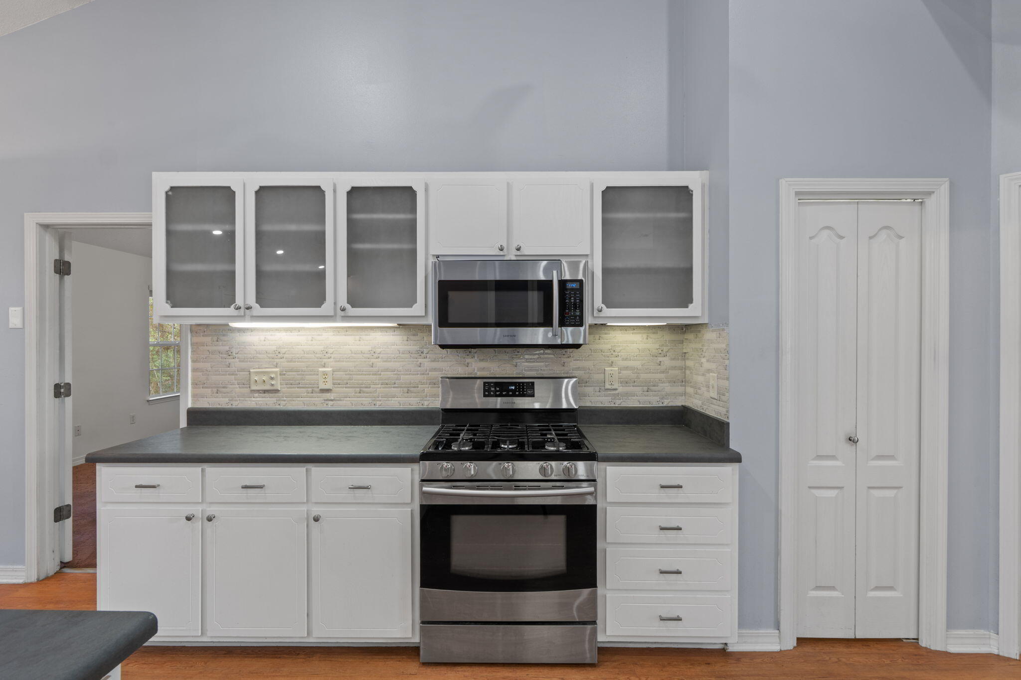 HOLLAND PLACE - Residential