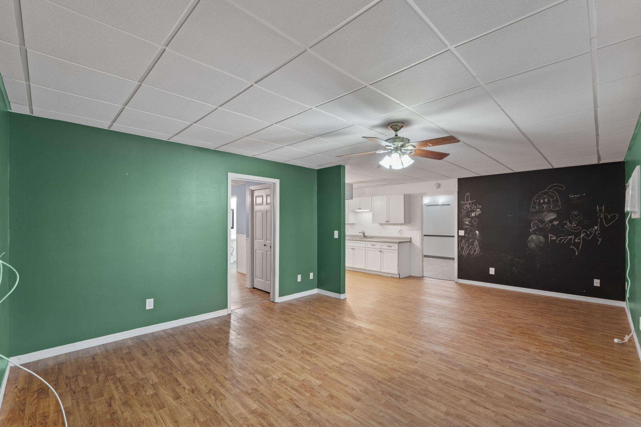 HOLLAND PLACE - Residential