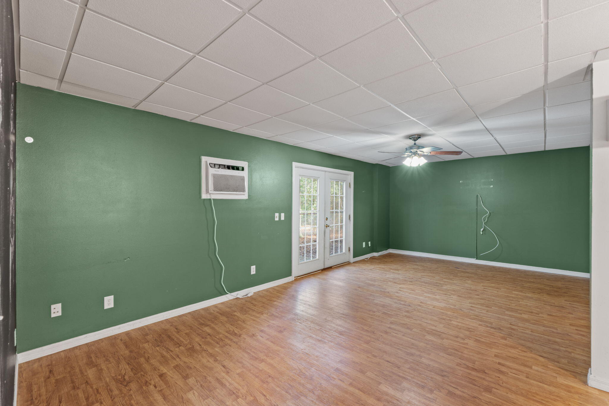 HOLLAND PLACE - Residential