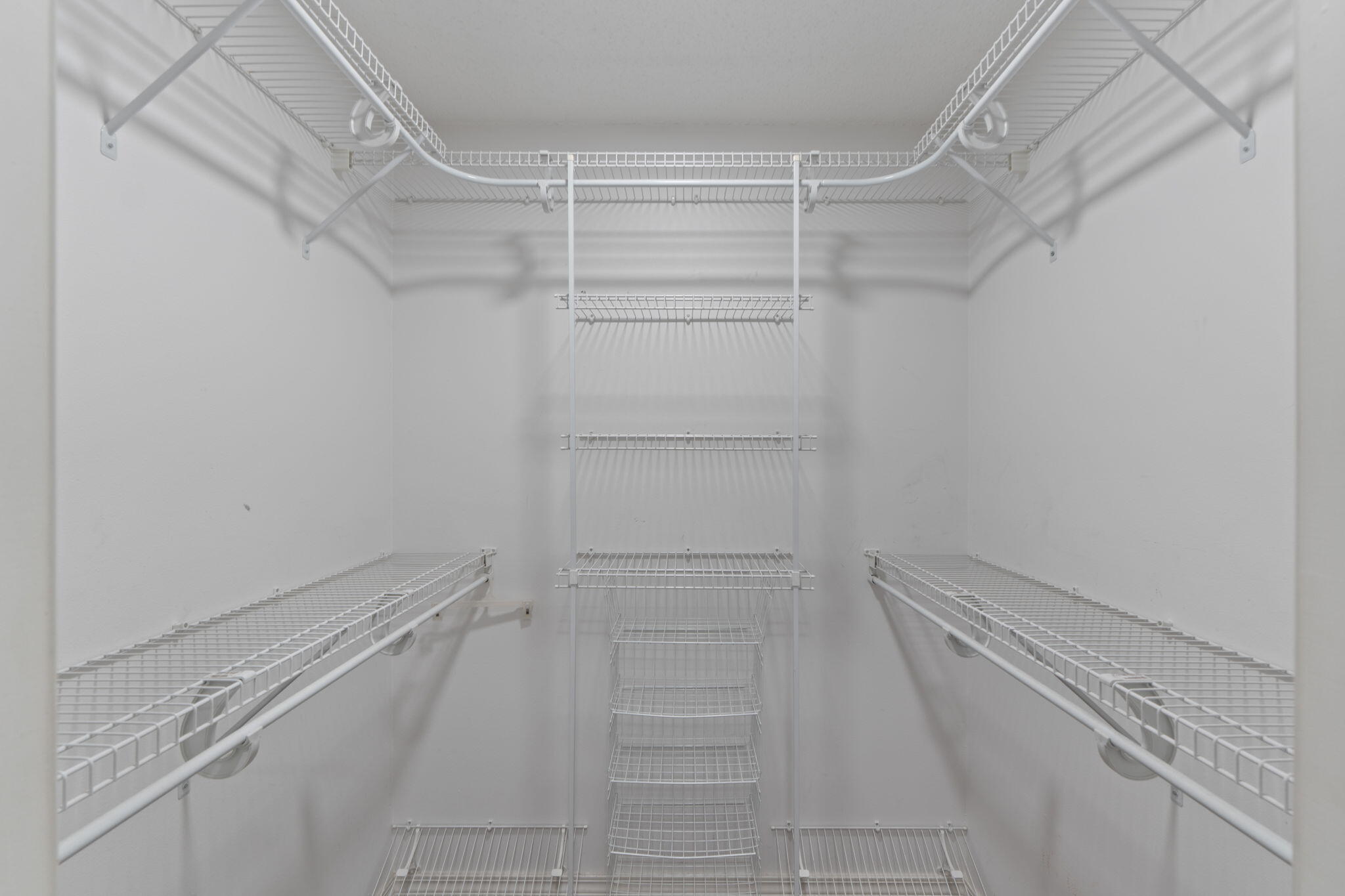 HOLLAND PLACE - Residential