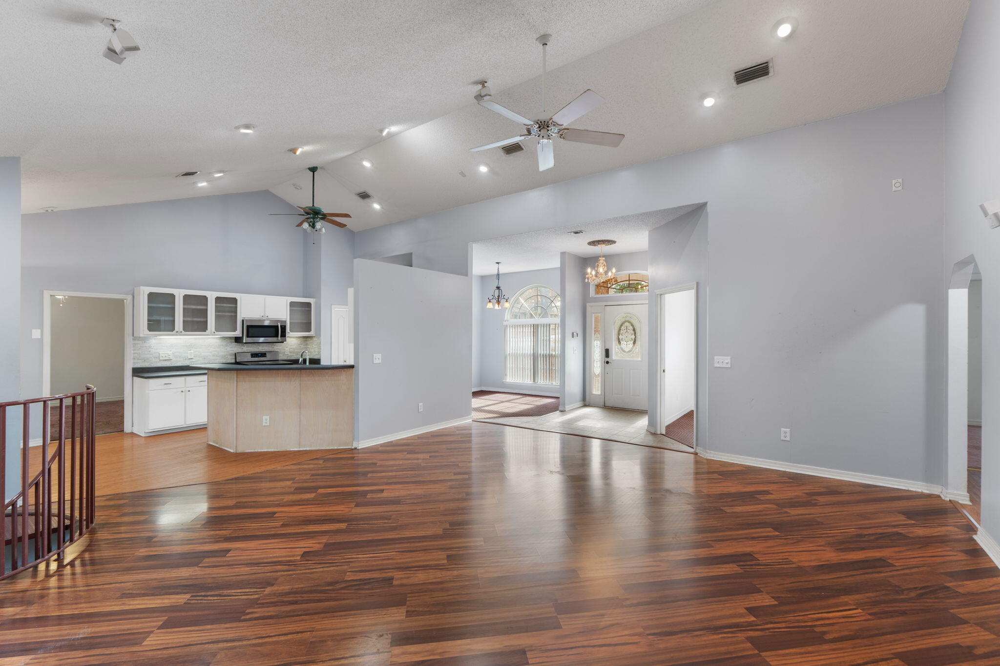 HOLLAND PLACE - Residential