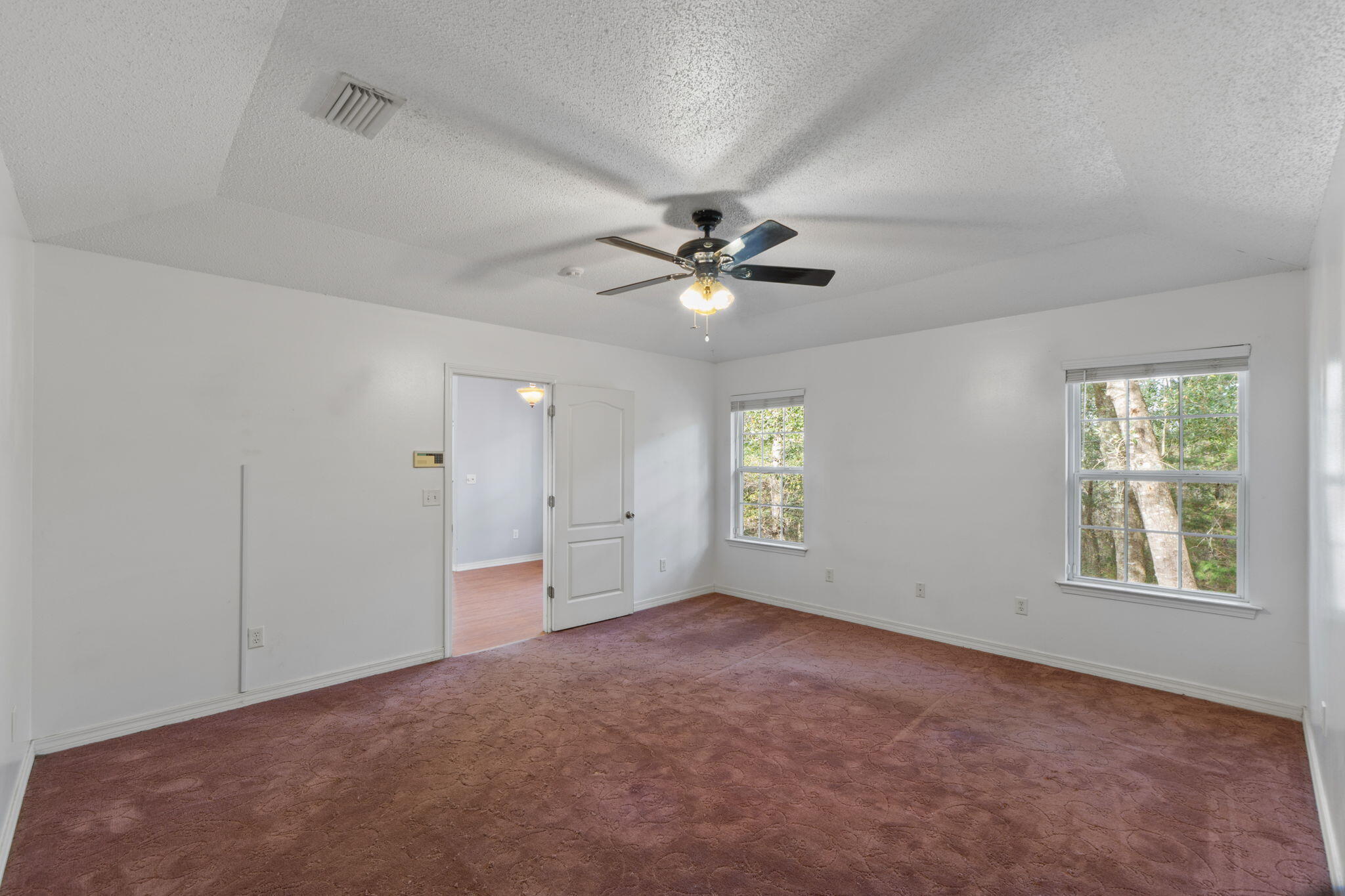 HOLLAND PLACE - Residential