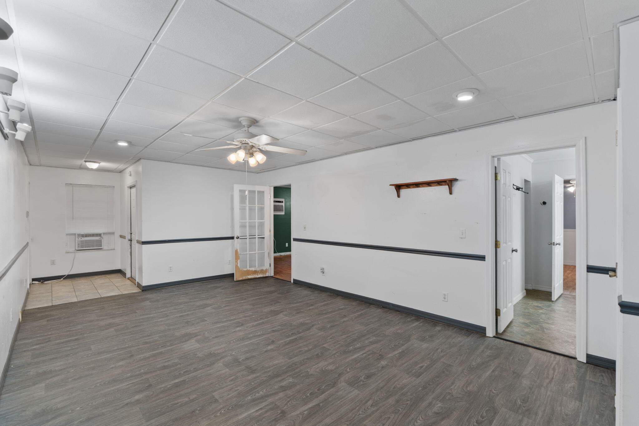 HOLLAND PLACE - Residential