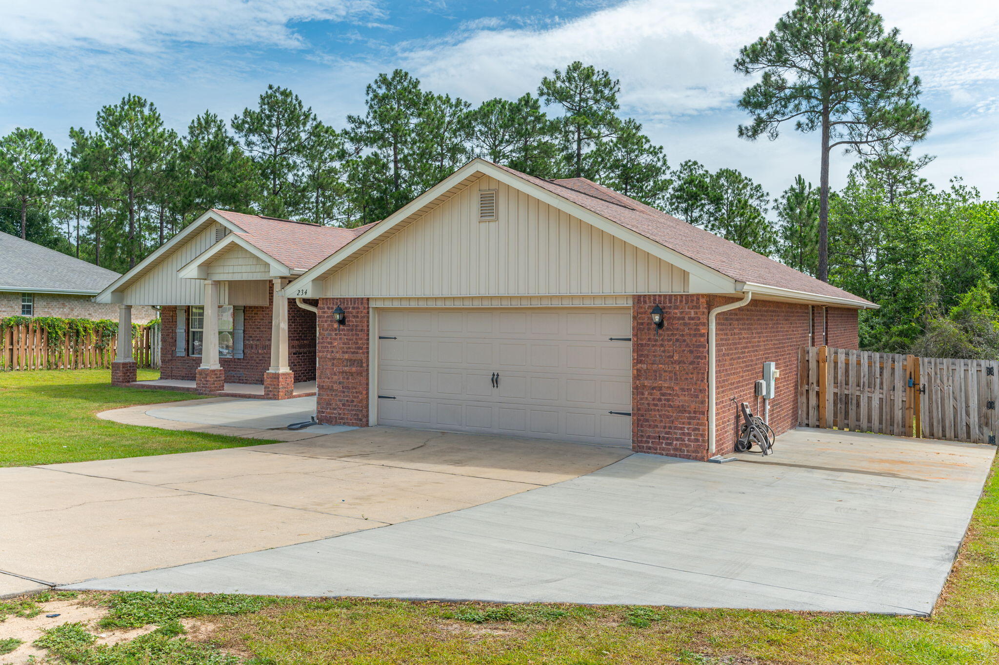 ALICIA PLACE - Residential