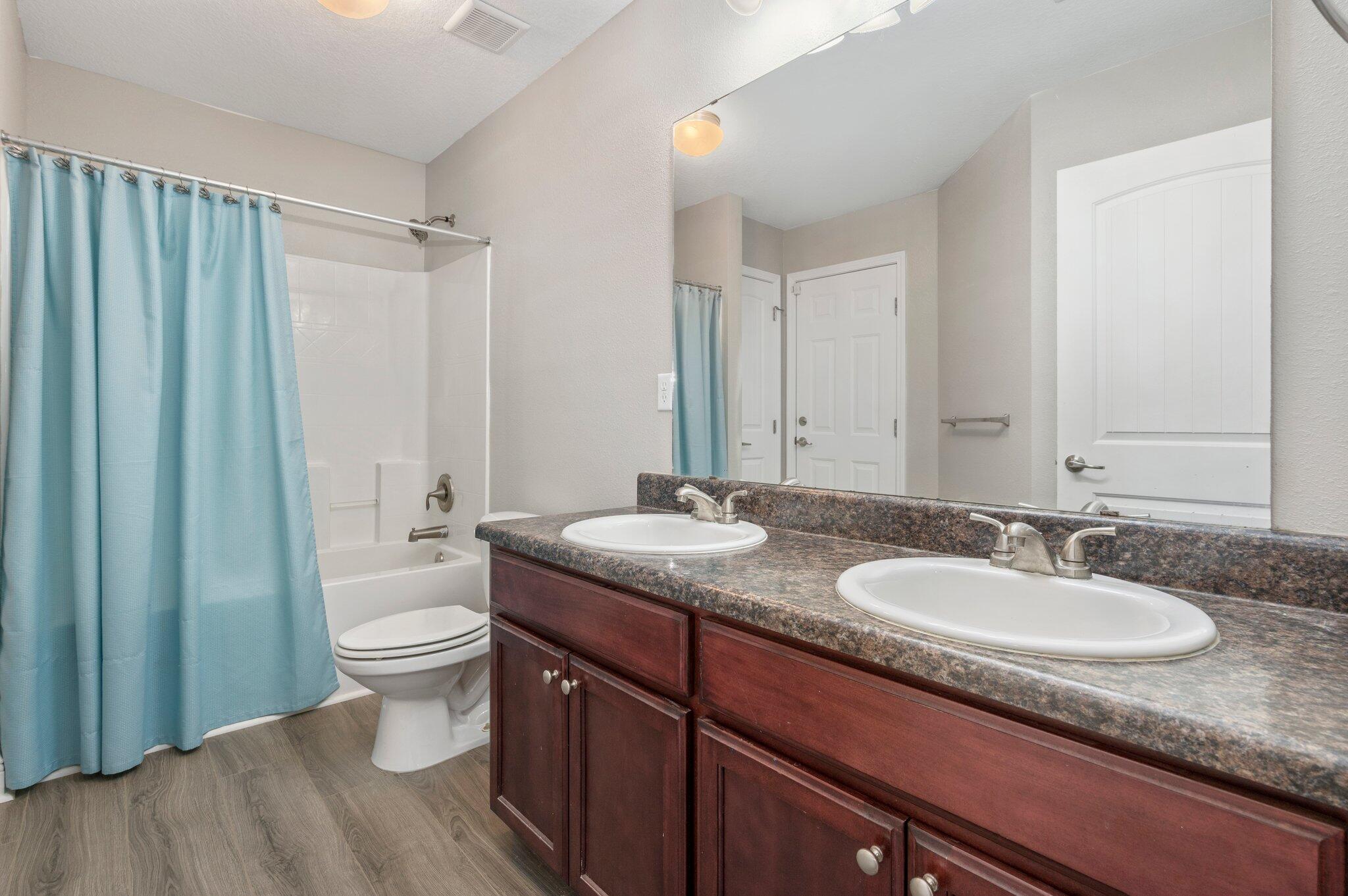 ALICIA PLACE - Residential