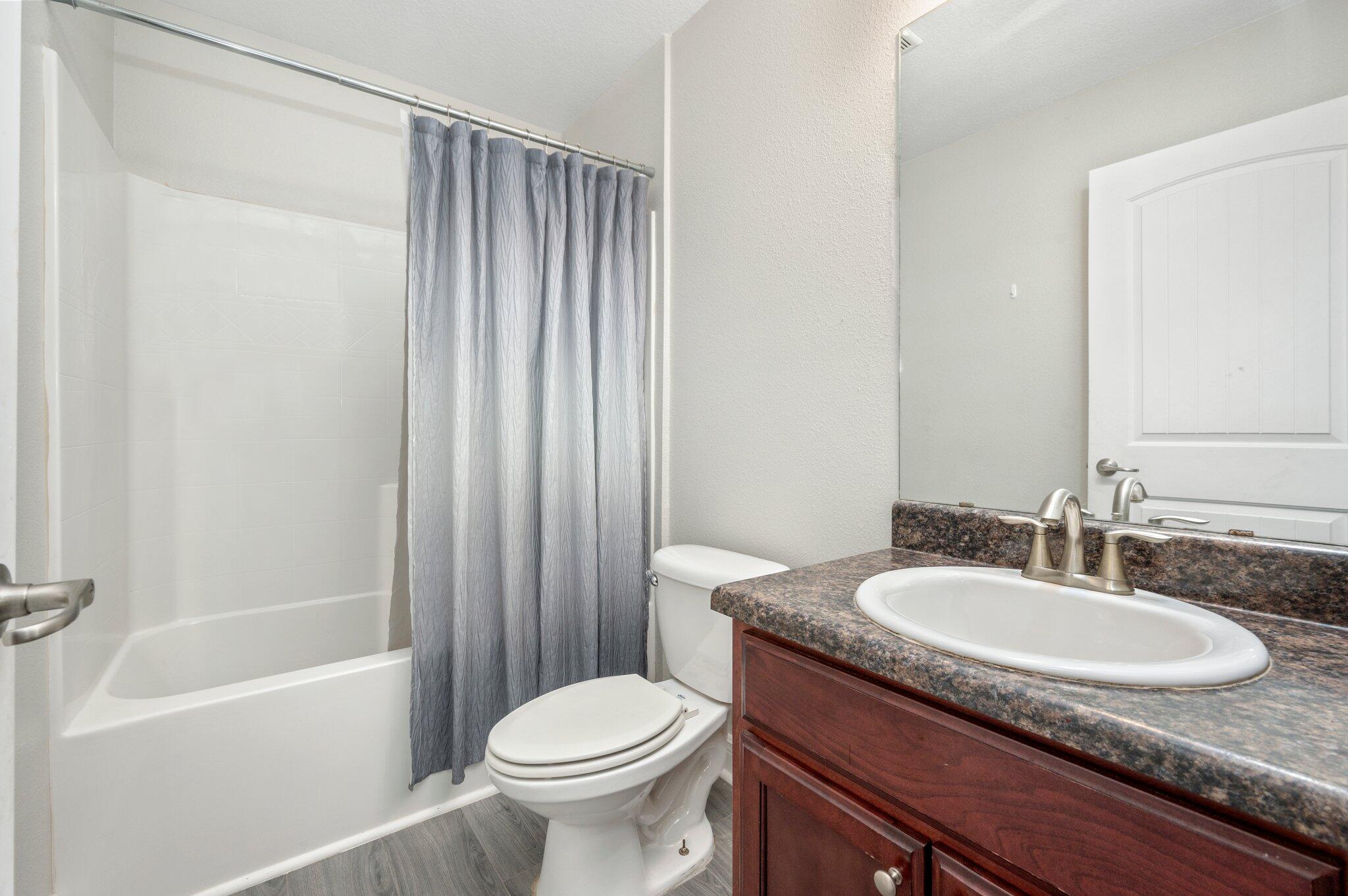 ALICIA PLACE - Residential