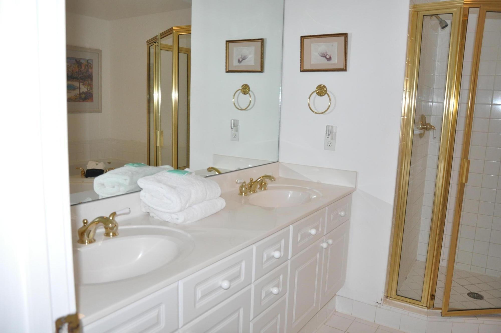 CRYSTAL DUNES CONDO - Residential