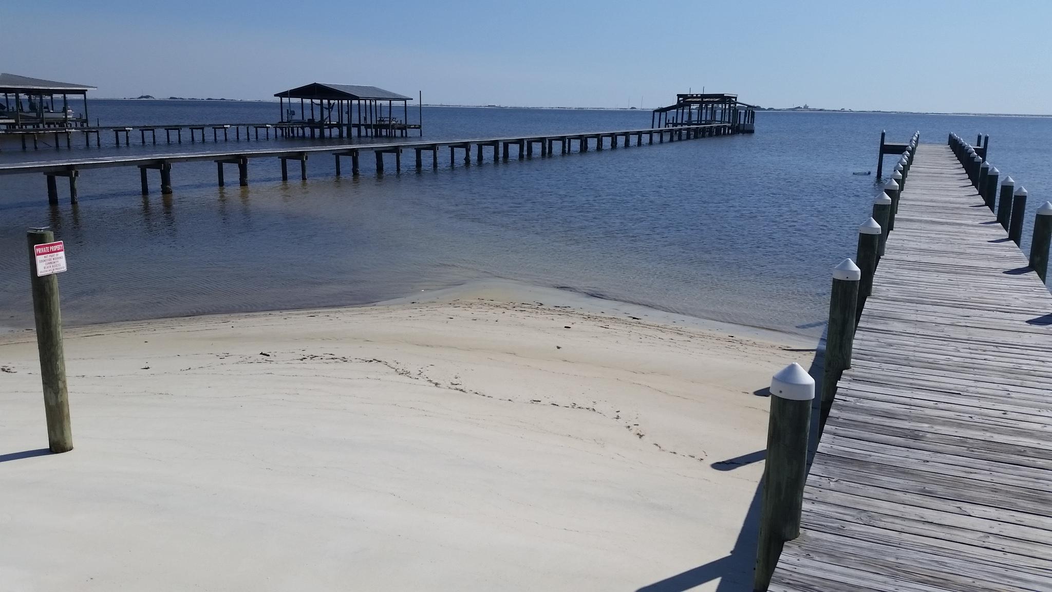 SOUNDSIDE MOORINGS - Residential