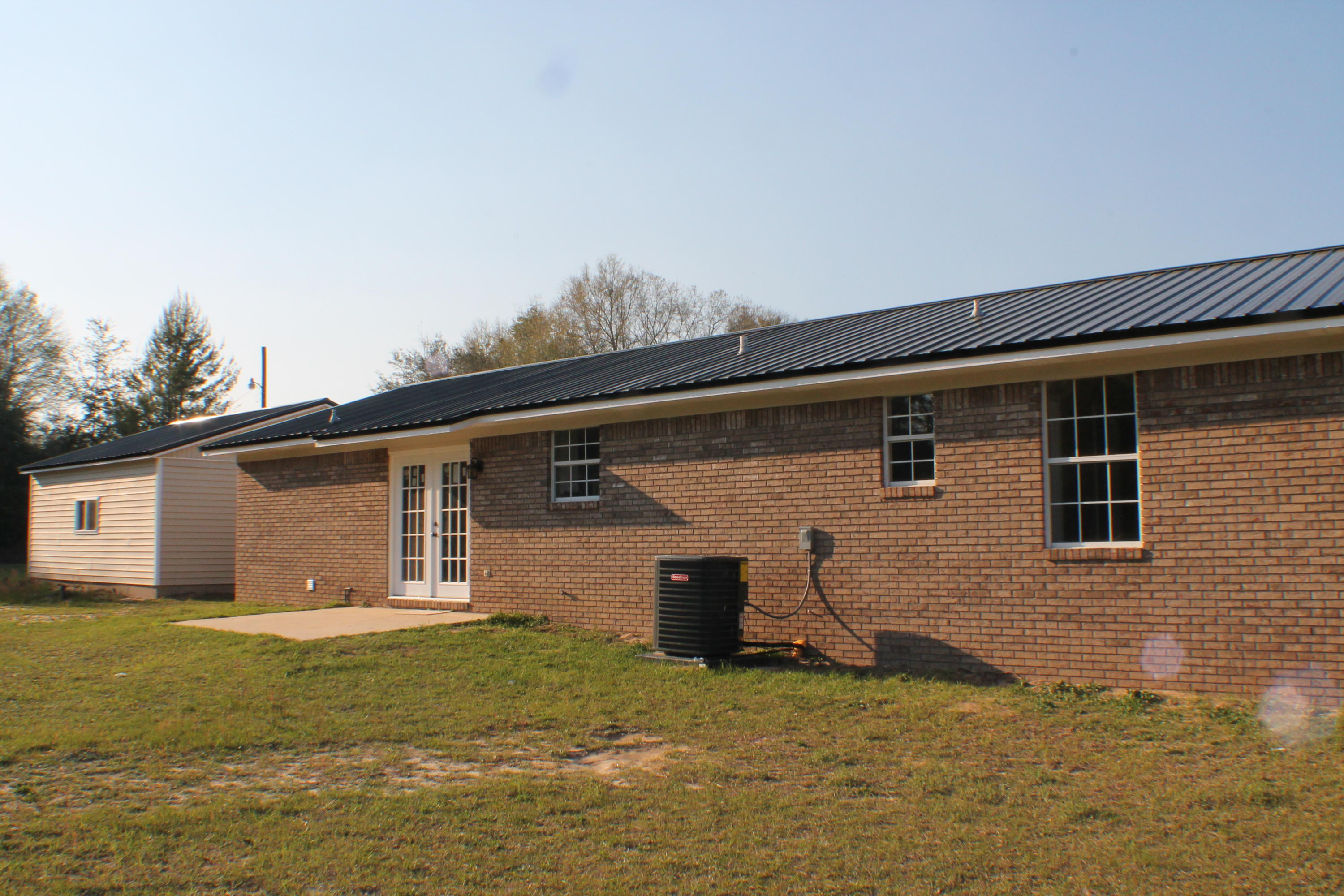 RURAL CRESTVIEW - Residential