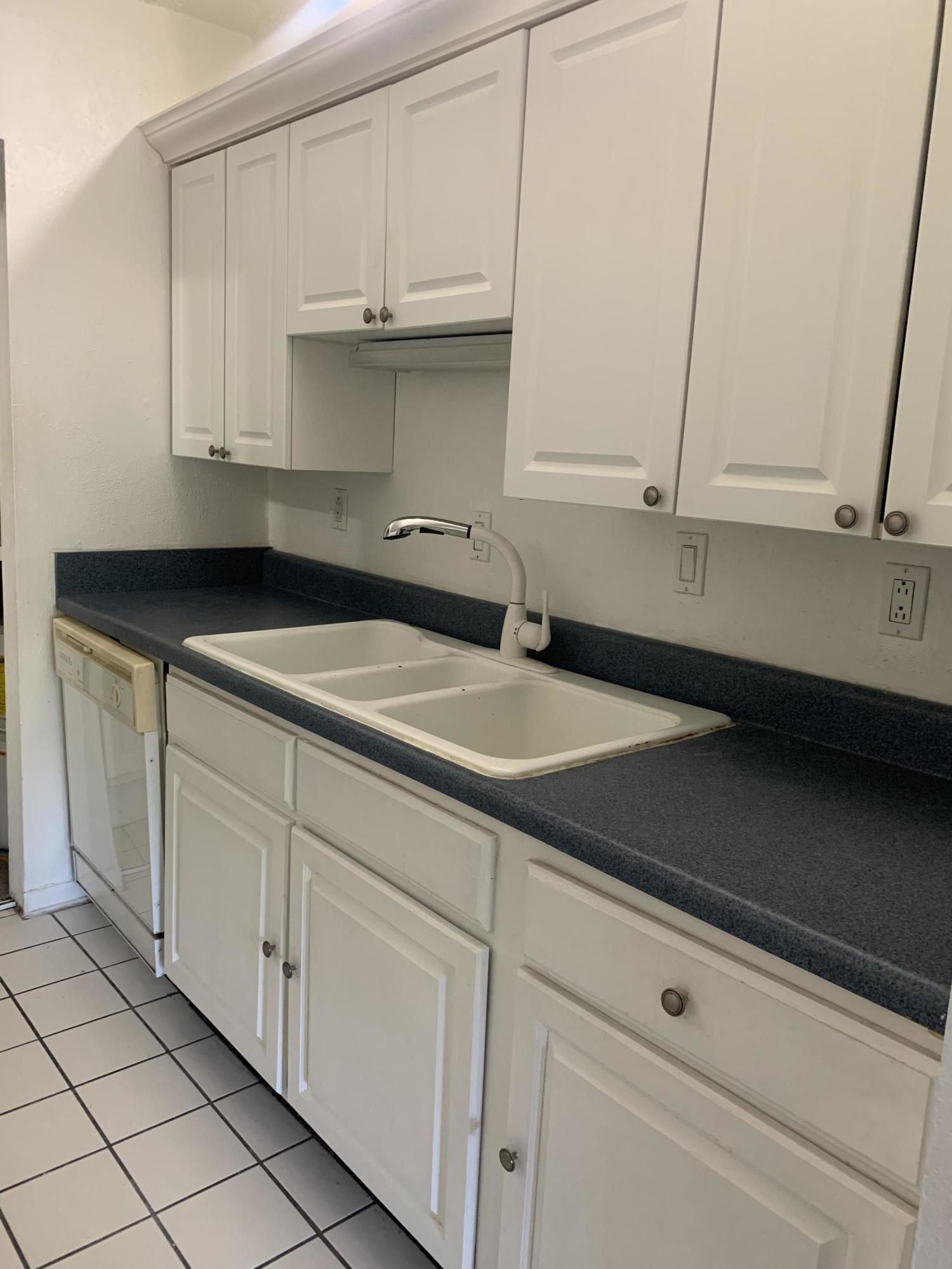 CEDARS THE - Residential