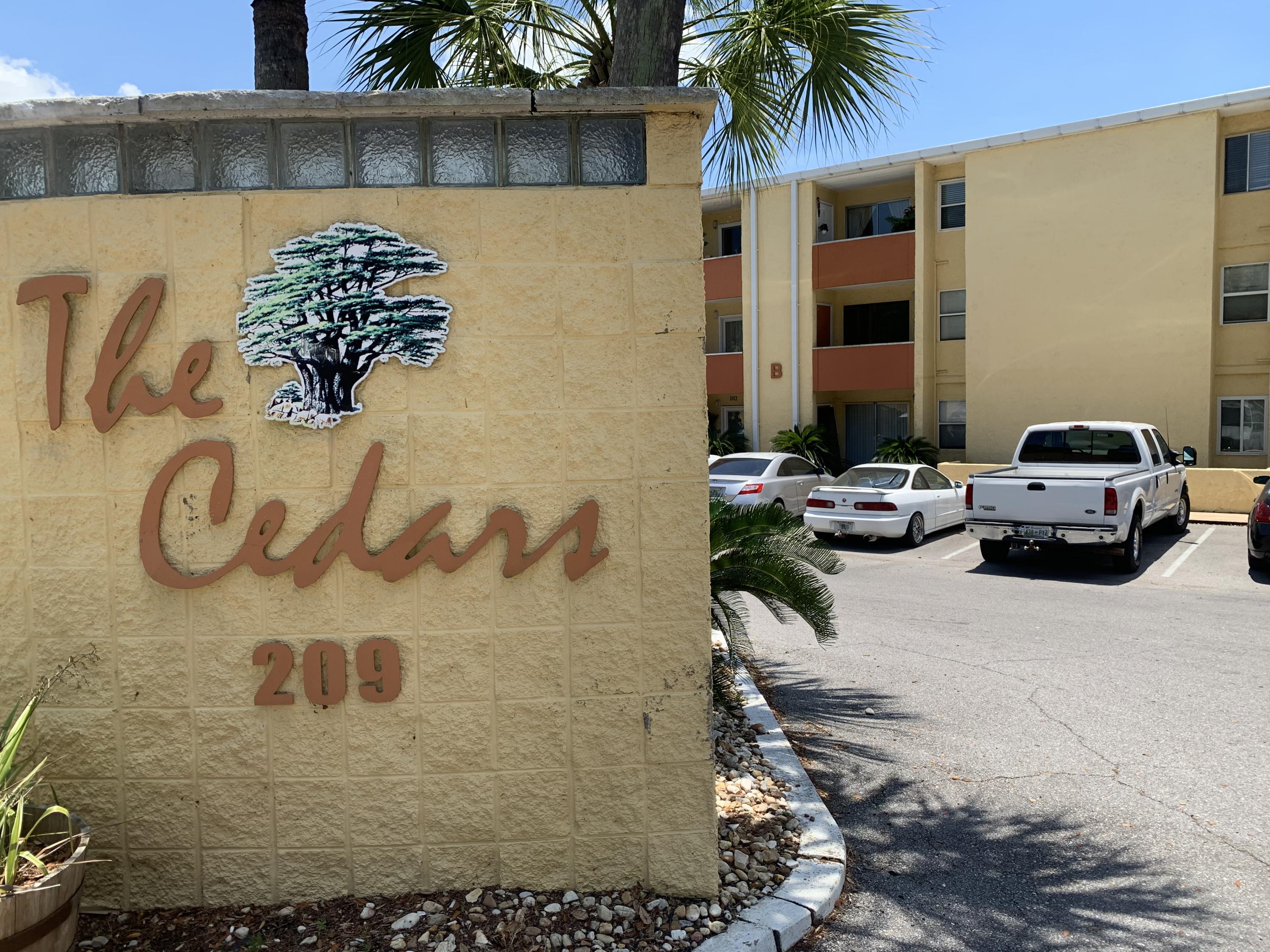 CEDARS THE - Residential