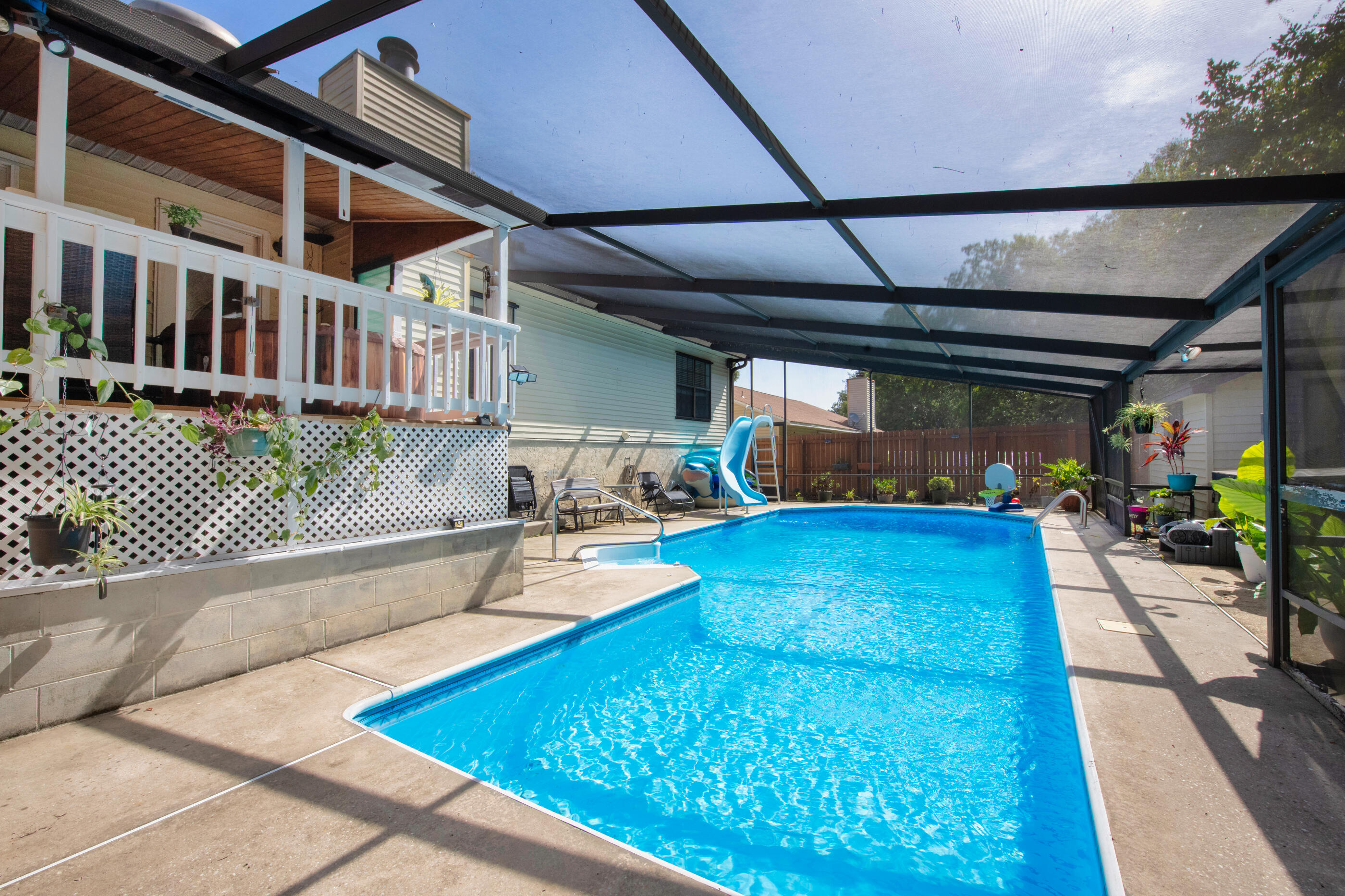 CREEKSIDE 4 - Residential