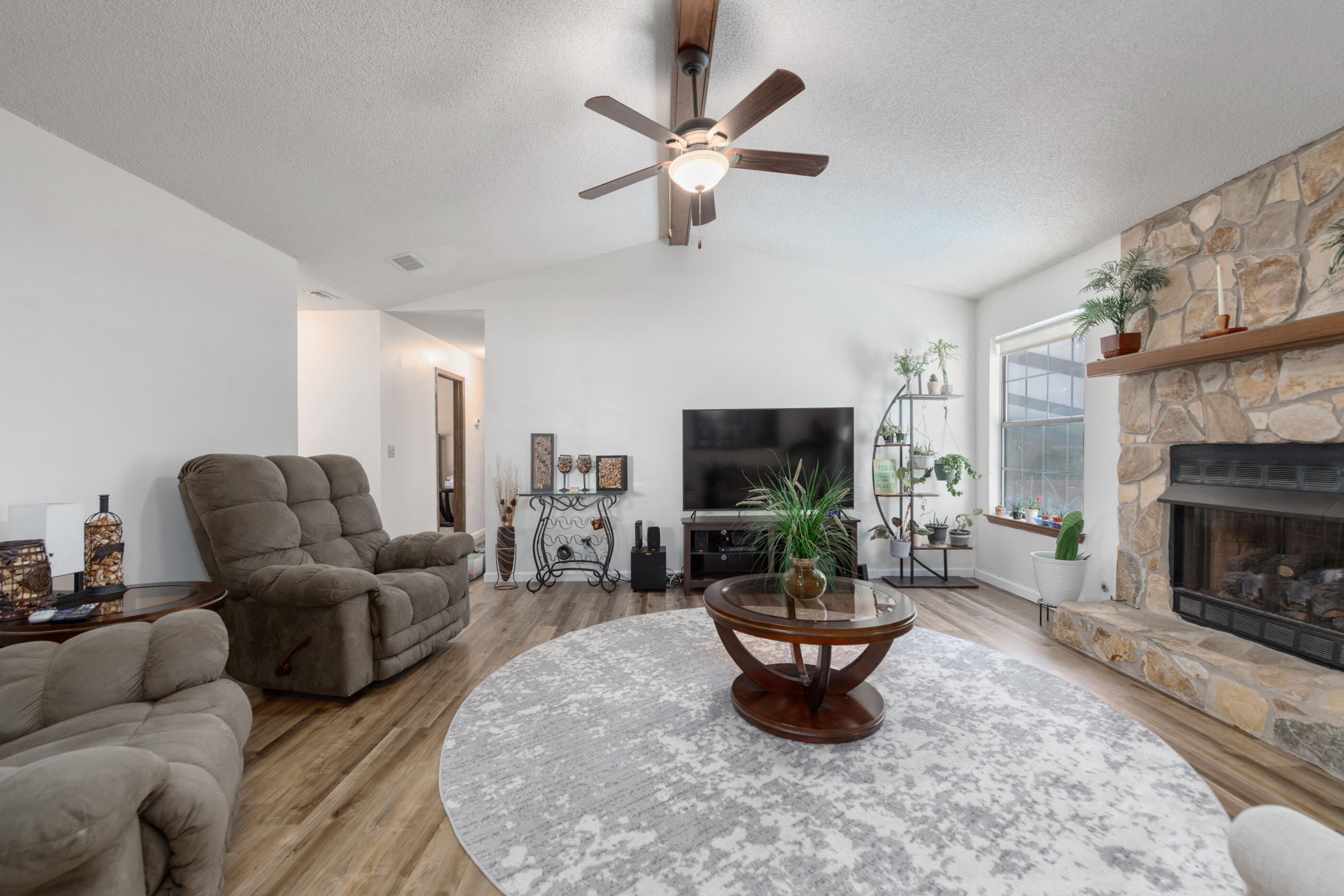 CREEKSIDE 4 - Residential