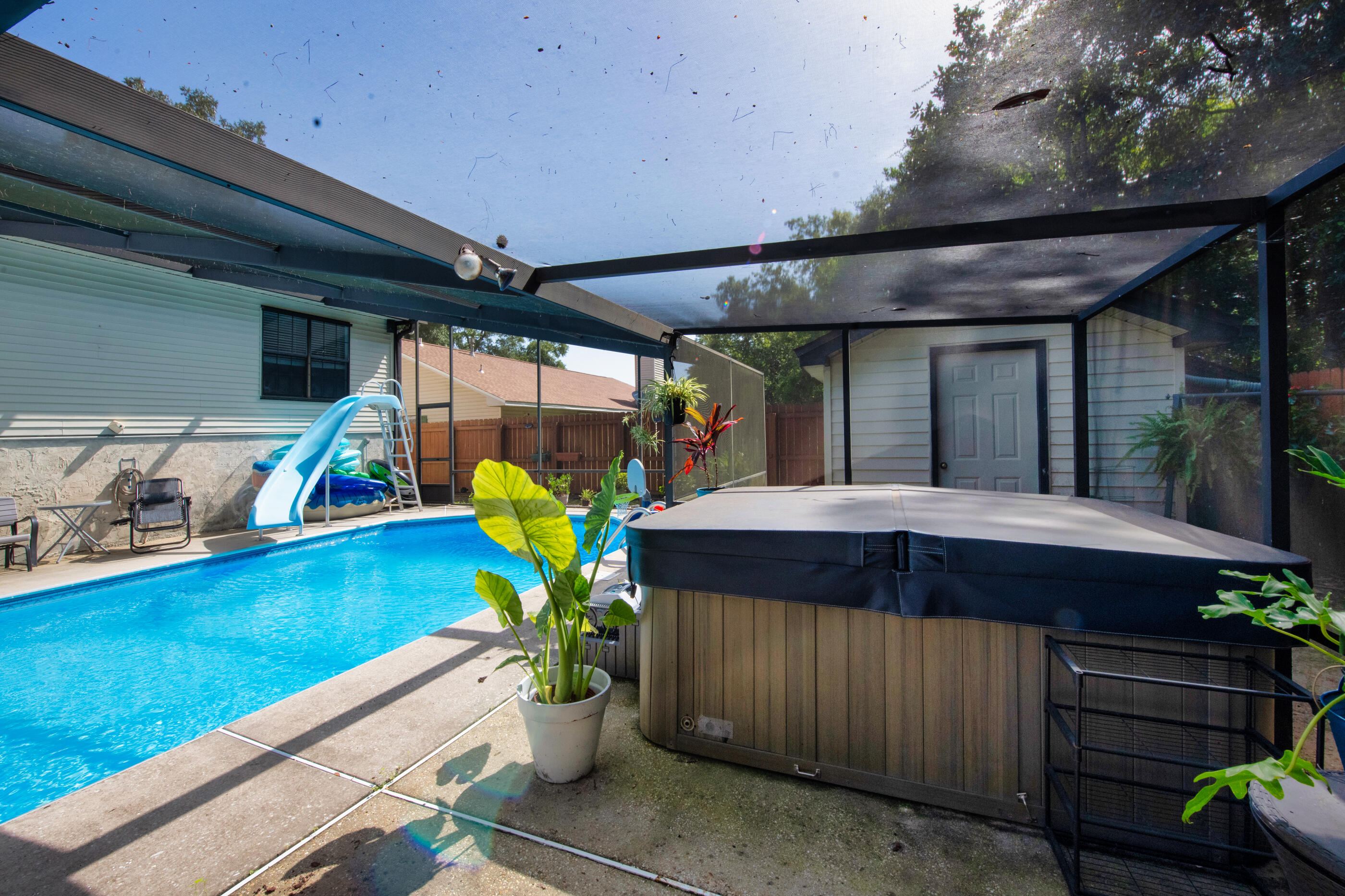 CREEKSIDE 4 - Residential